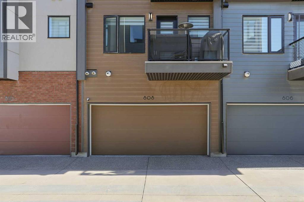 808 Greenbriar Common Nw, Calgary, Alberta  T3B 6J2 - Photo 40 - A2319975