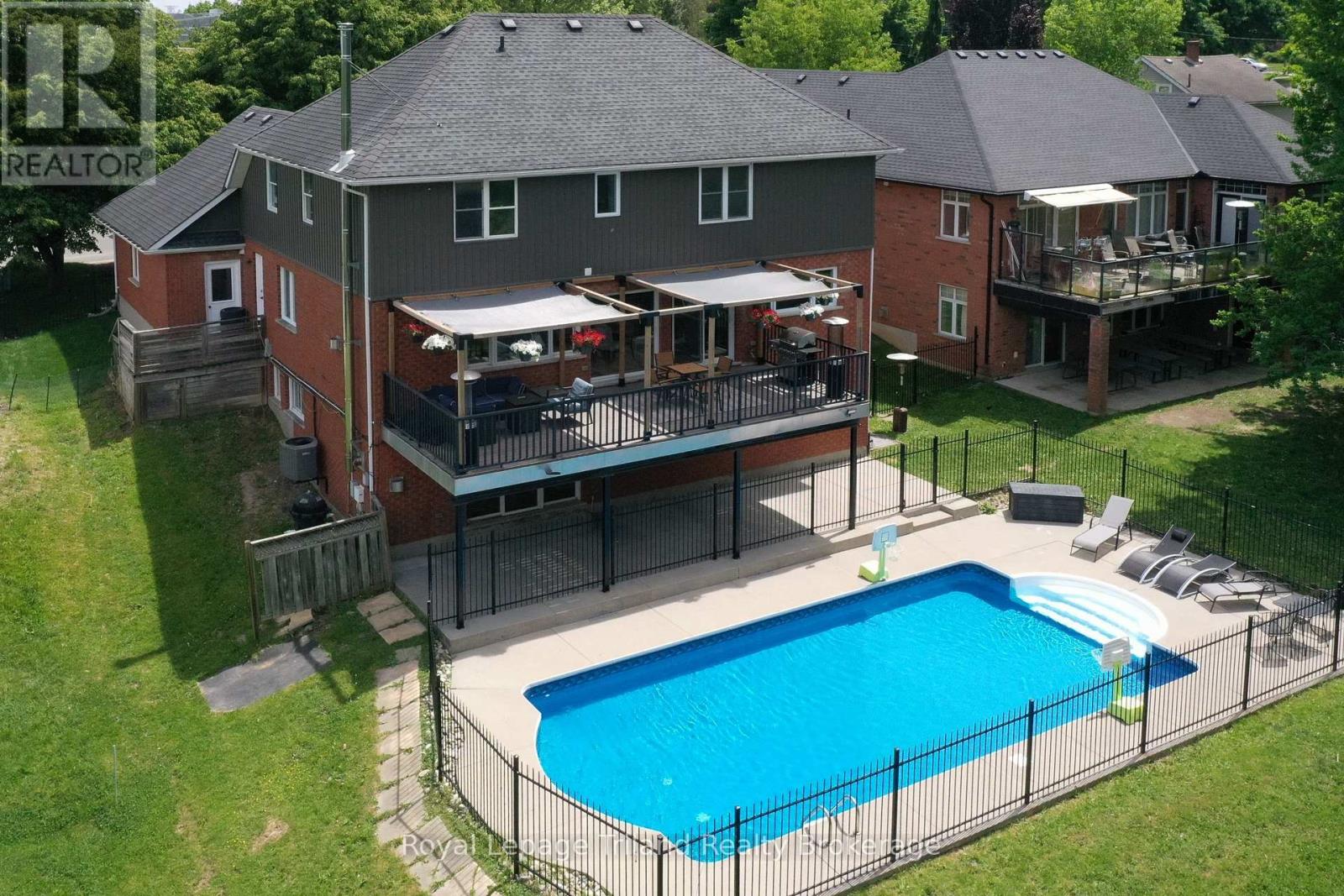 310 Finkle Street, Woodstock, Ontario  N4S 3E5 - Photo 2 - X13247404
