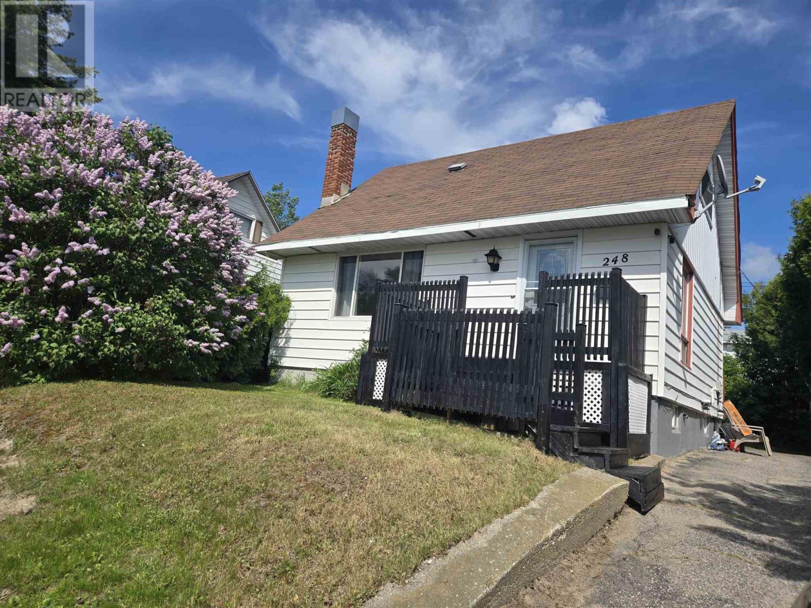 248 Hillside DR S, Elliot Lake, Ontario