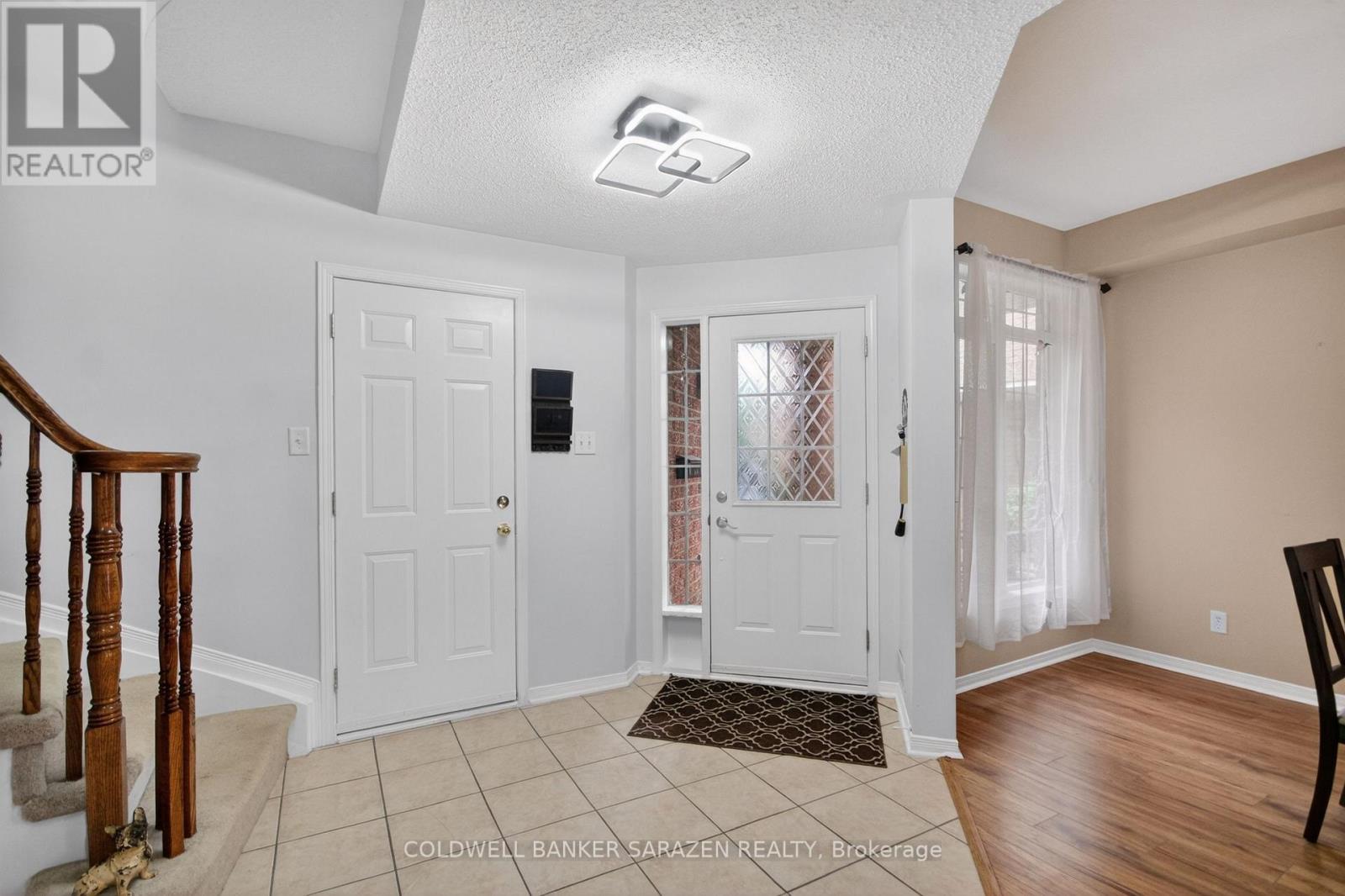3 Castle Glen Crescent, Ottawa, Ontario  K2L 4G9 - Photo 3 - X13435228