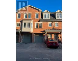 37 ARCHIBALD MEWS, Toronto, Ontario
