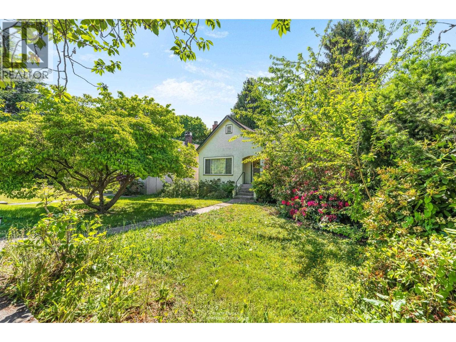 28 W KING EDWARD AVENUE, Vancouver, British Columbia