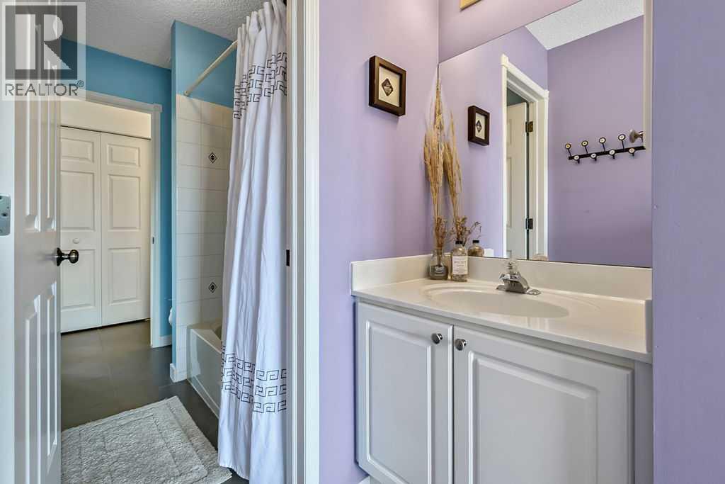 357 Hidden Valley Place Nw, Calgary, Alberta  T3A 5L7 - Photo 28 - A2320435