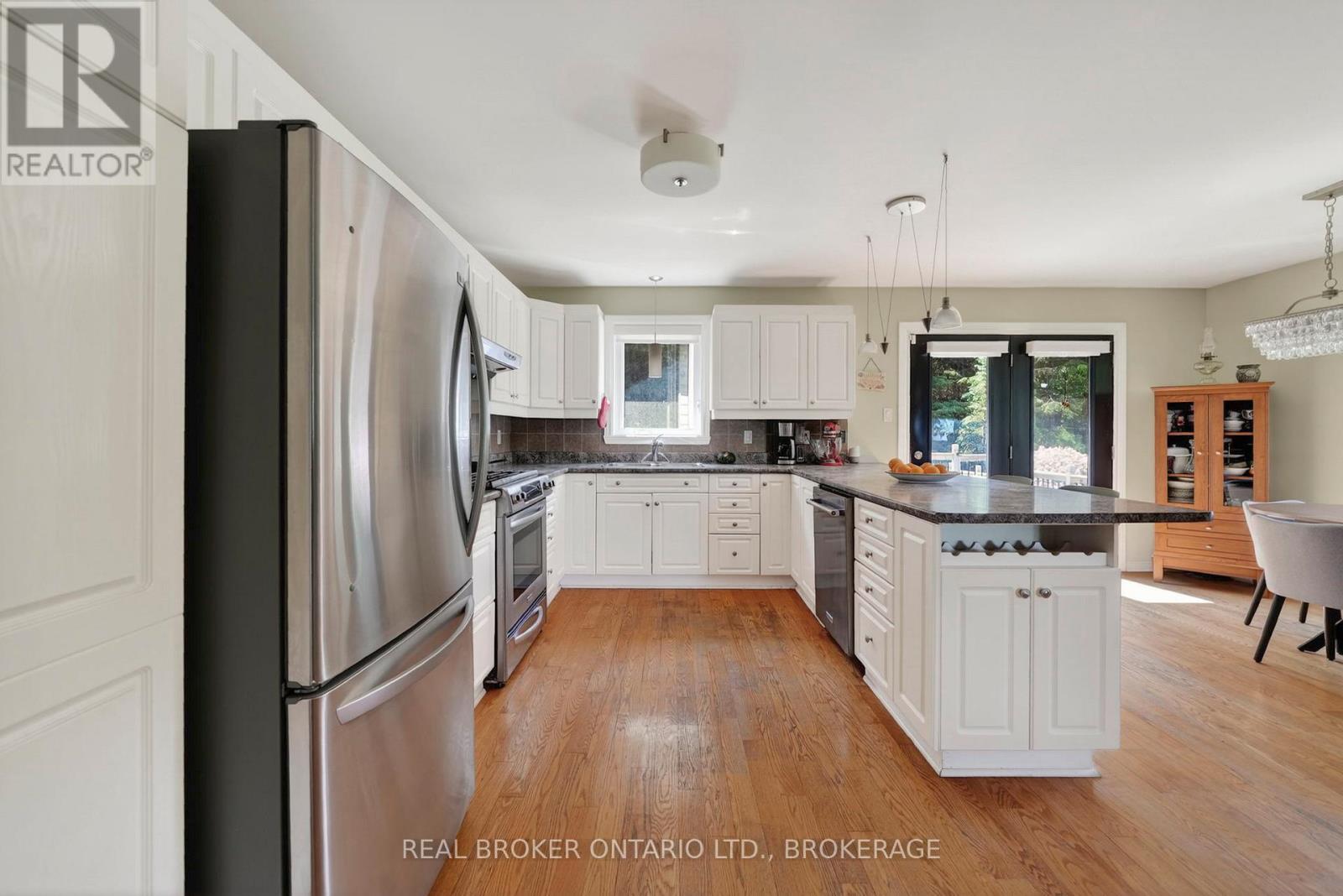 17034 County Rd 36 Road, South Stormont, Ontario  K0C 2A0 - Photo 11 - X13435210