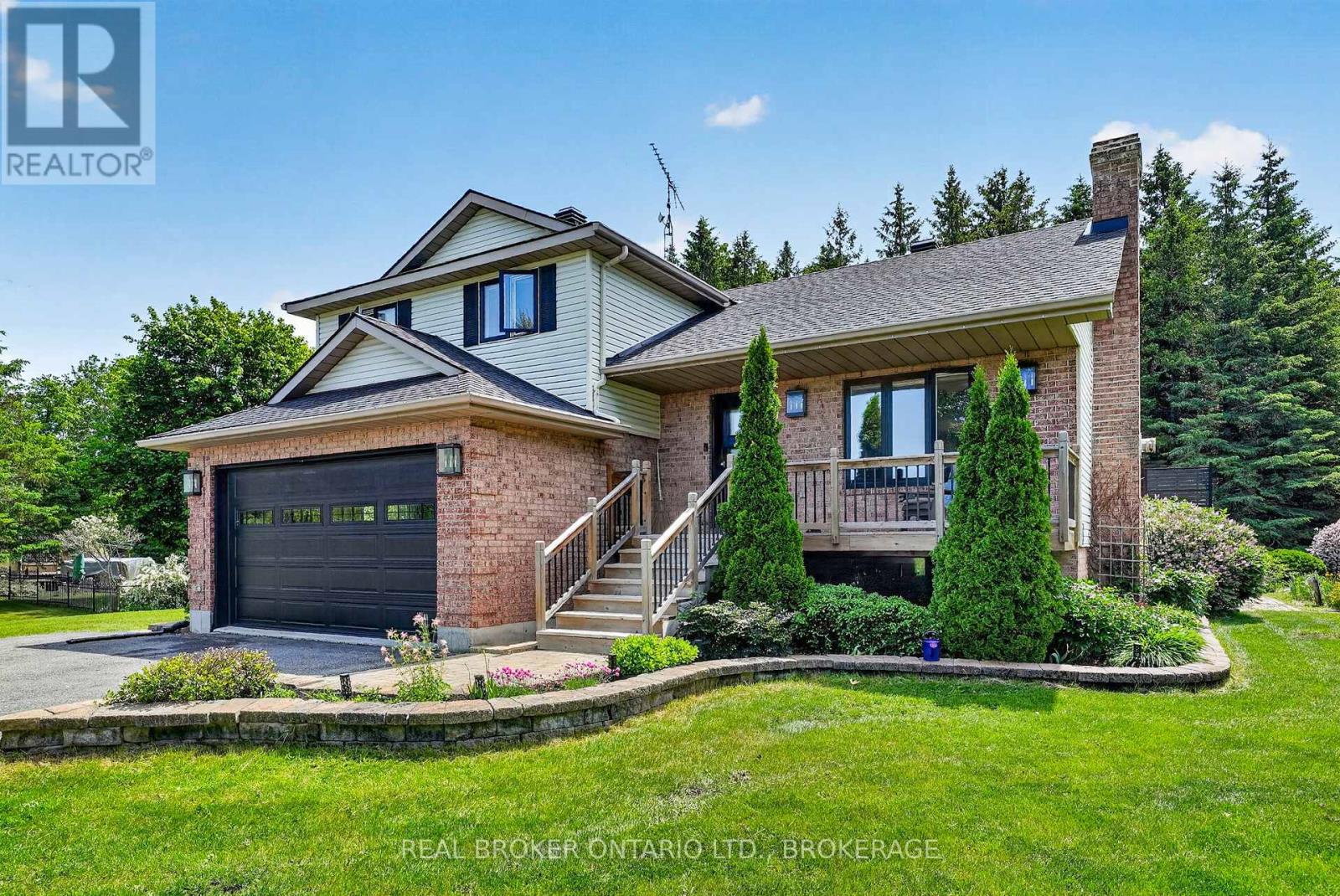 17034 County Rd 36 Road, South Stormont, Ontario  K0C 2A0 - Photo 3 - X13435210