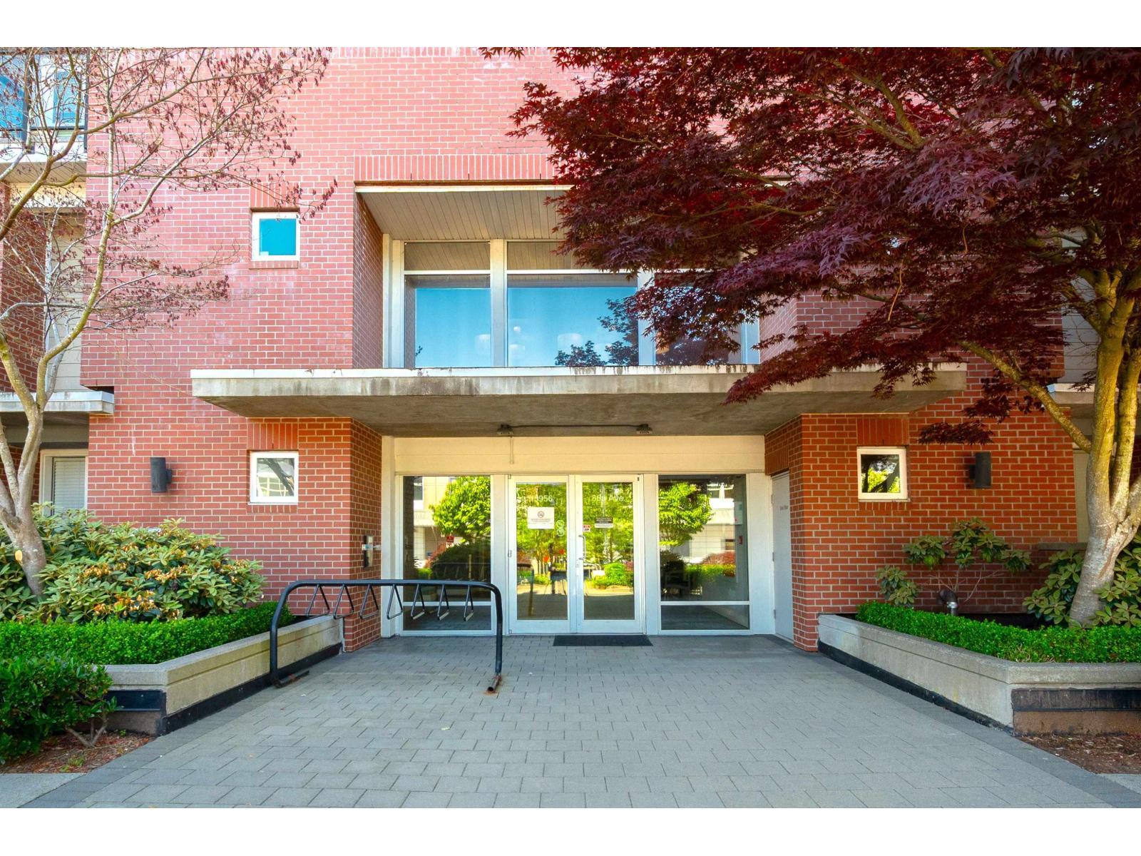 304 15956 86a Avenue, Surrey, British Columbia  V4N 6N8 - Photo 4 - R3135070