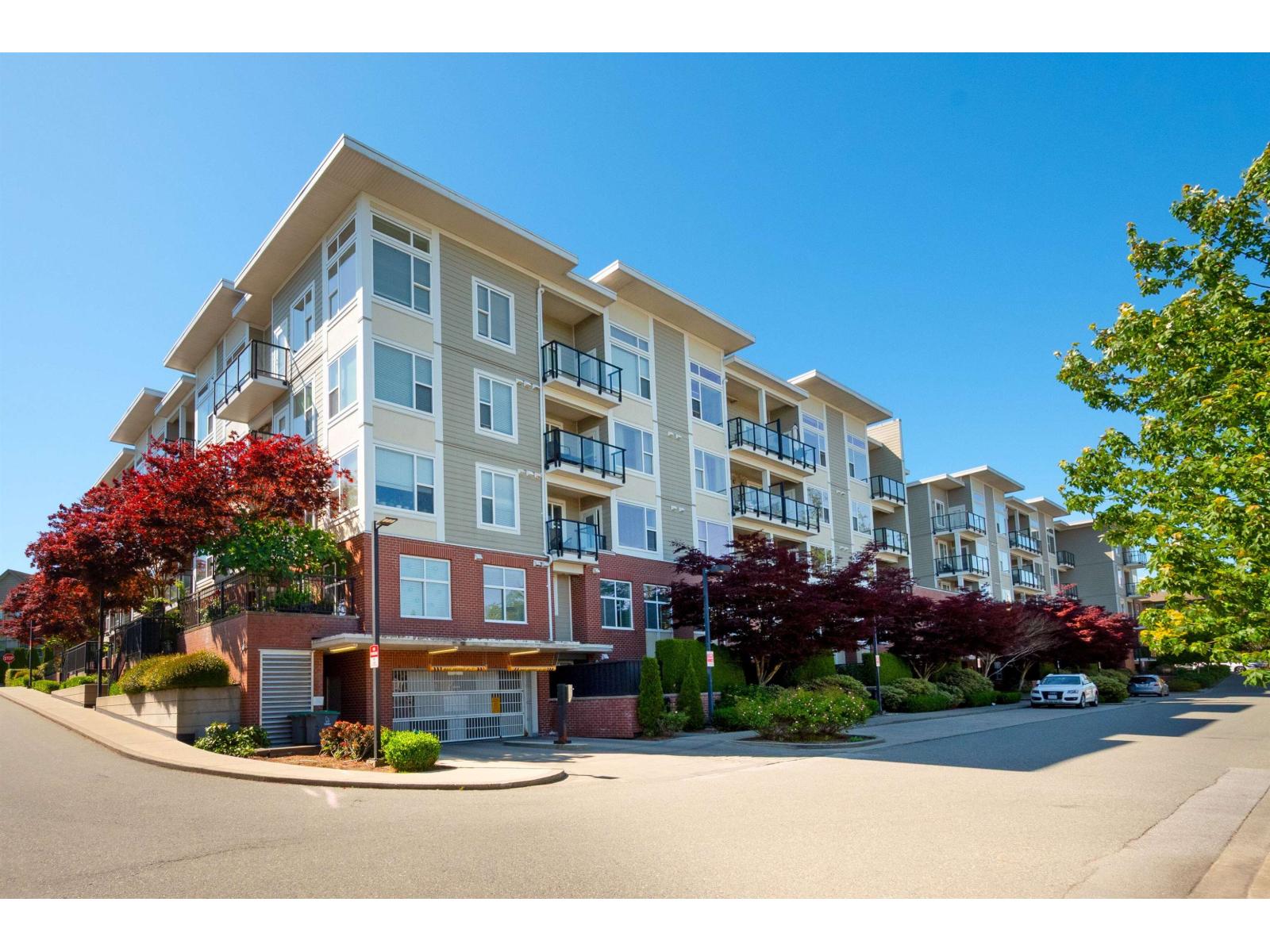 304 15956 86a Avenue, Surrey, British Columbia  V4N 6N8 - Photo 2 - R3135070
