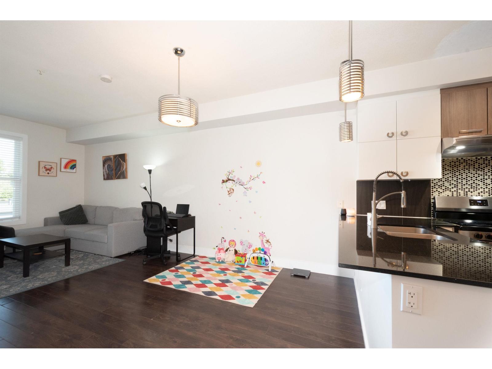 304 15956 86a Avenue, Surrey, British Columbia  V4N 6N8 - Photo 10 - R3135070