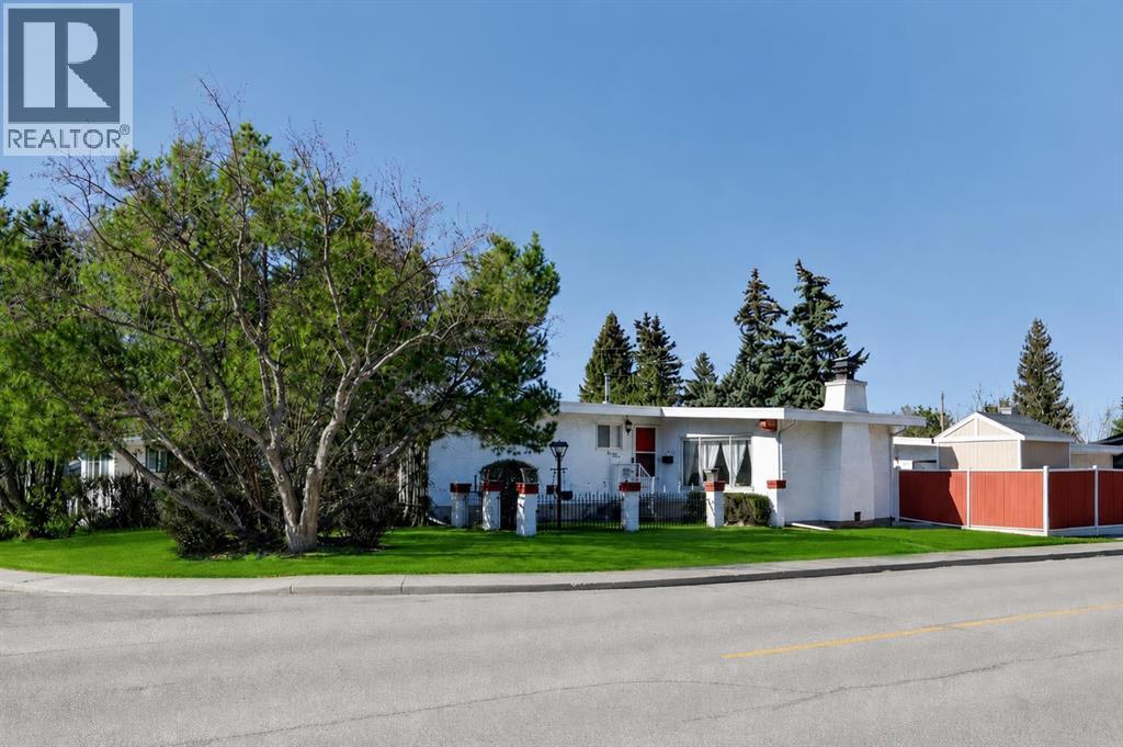 6451 70 Street NW, Calgary, Alberta