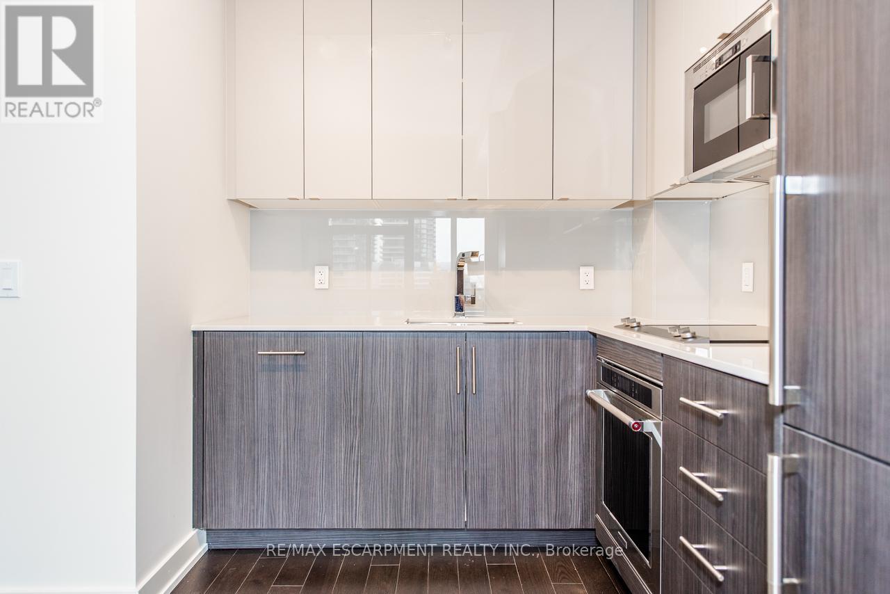 2116 - 330 Richmond Street W, Toronto, Ontario  M5V 1X2 - Photo 15 - C13435162