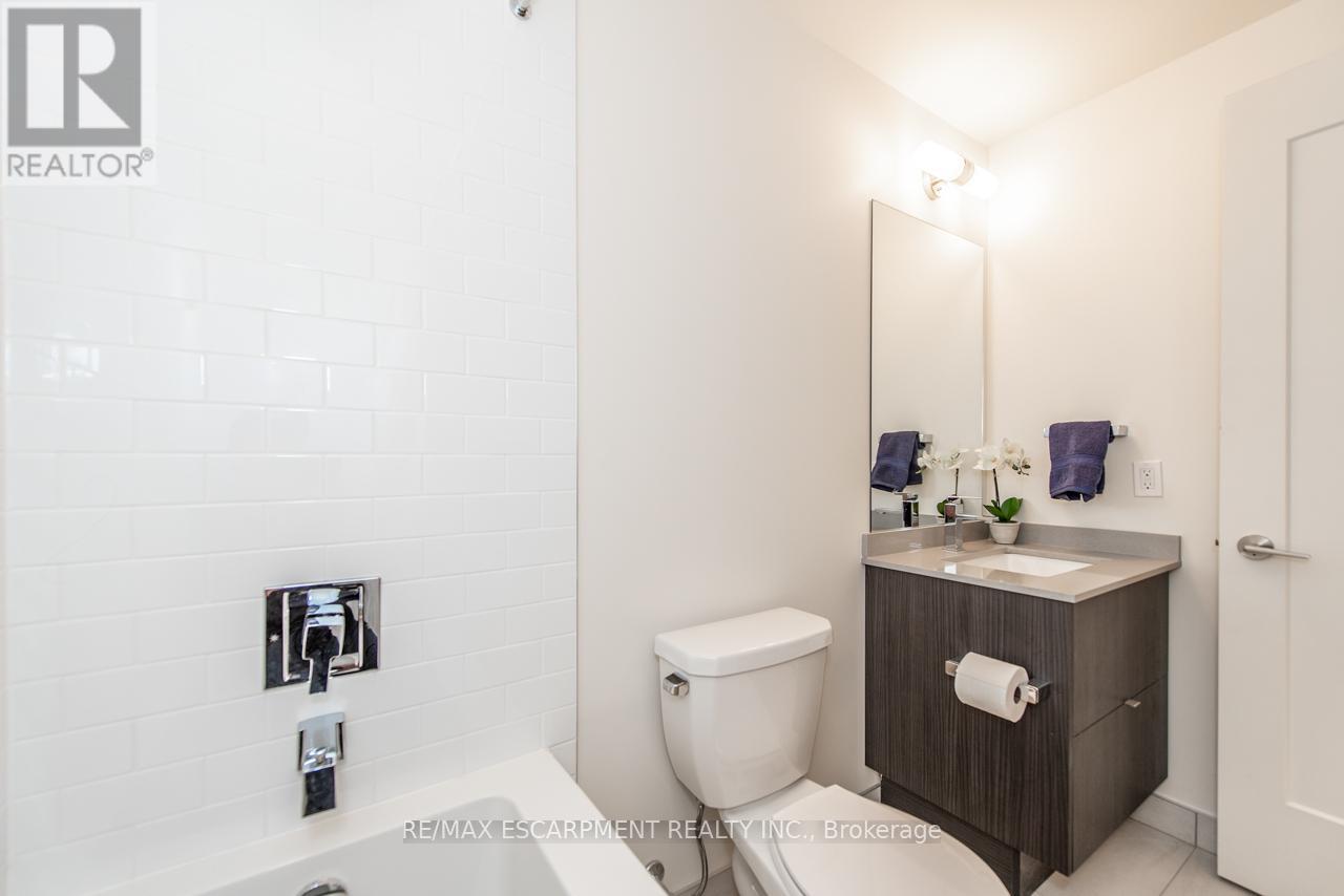 2116 - 330 Richmond Street W, Toronto, Ontario  M5V 1X2 - Photo 30 - C13435162