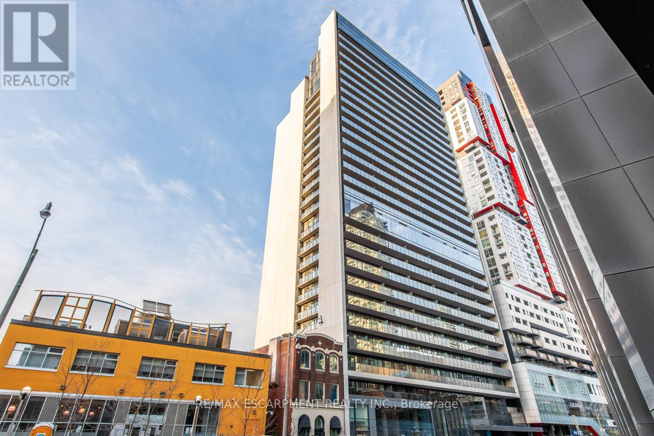 2116 - 330 Richmond Street W, Toronto, Ontario  M5V 1X2 - Photo 32 - C13435162