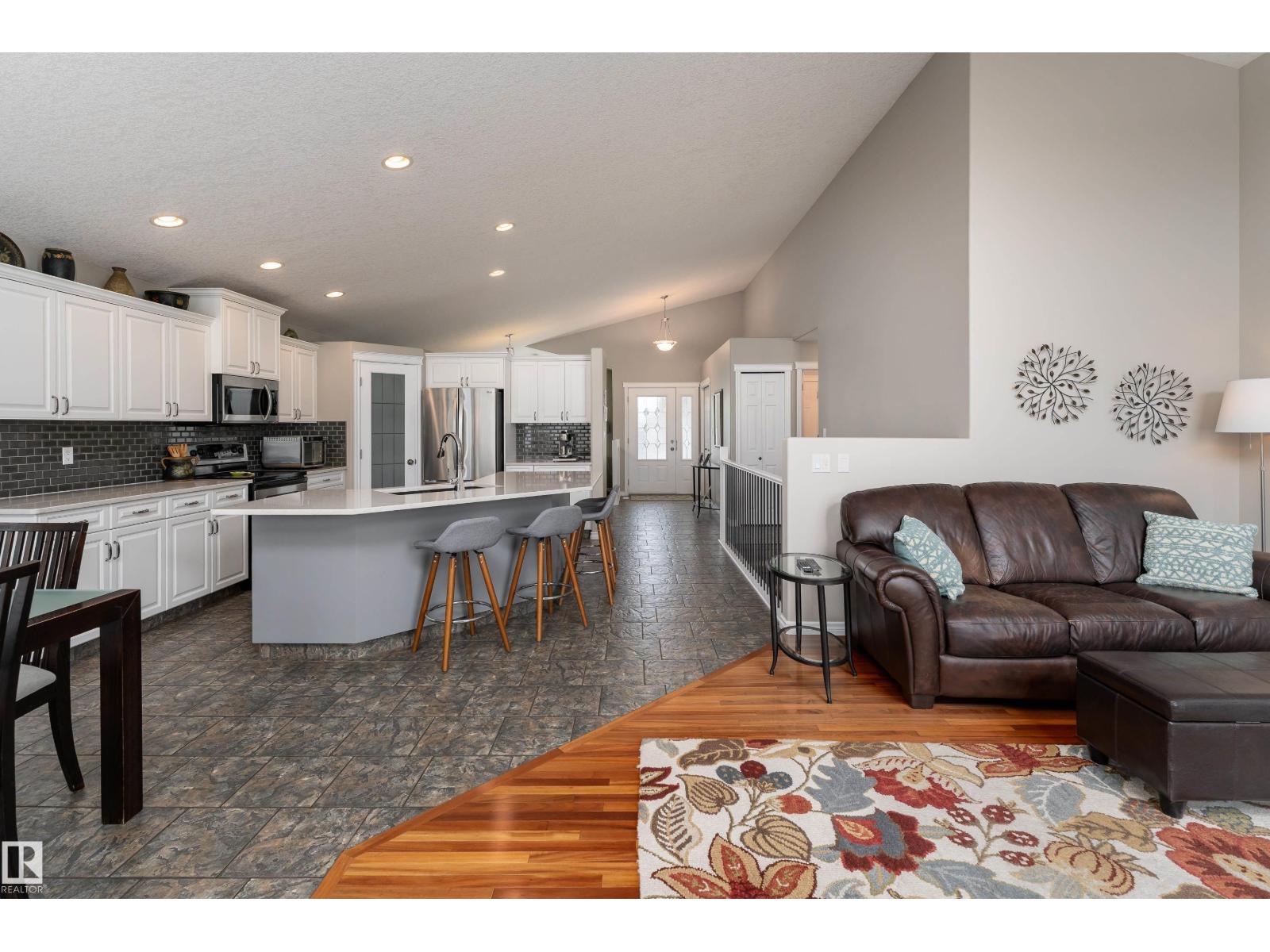 6001 52 Av, Beaumont, Alberta  T4X 1V5 - Photo 21 - E4493247