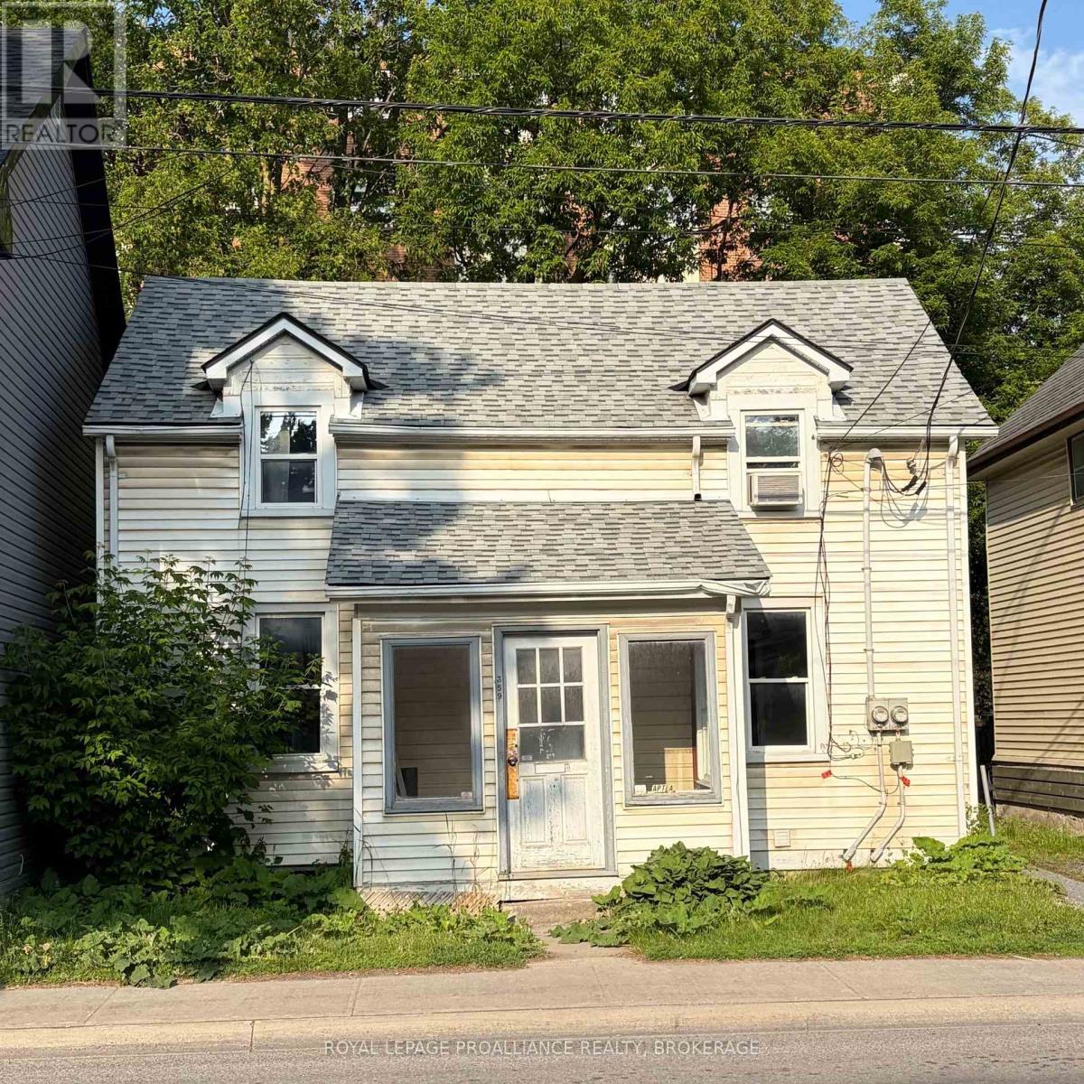 359 Division Street, Kingston, Ontario  K7K 4A4 - Photo 2 - X13430168