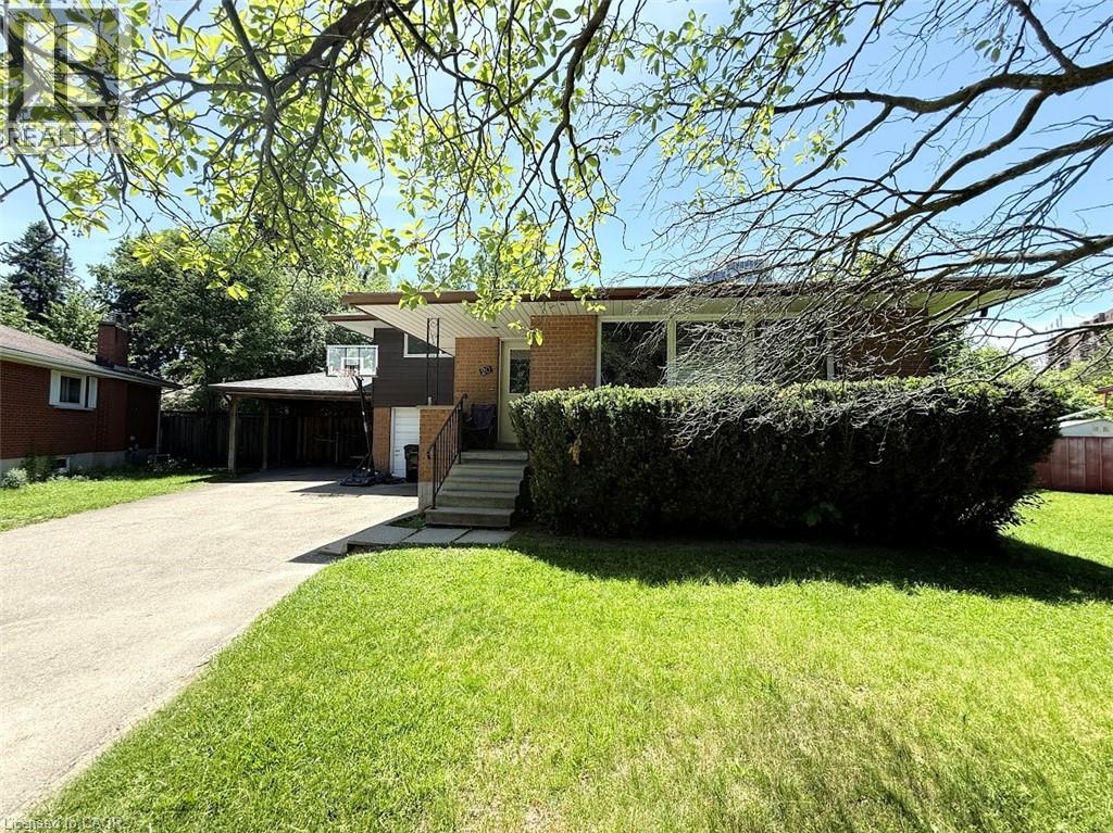 20 Cardill Crescent, Waterloo, Ontario  N2L 3Y6 - Photo 2 - 40839242