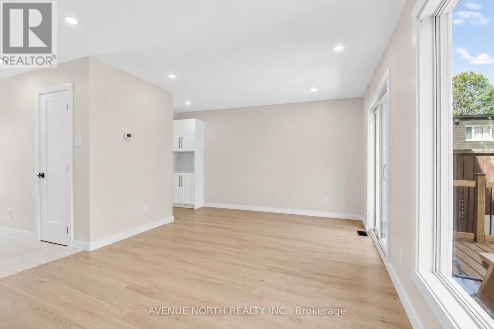 564 Seyton Drive, Ottawa, Ontario  K2H 9B2 - Photo 13 - X13435258
