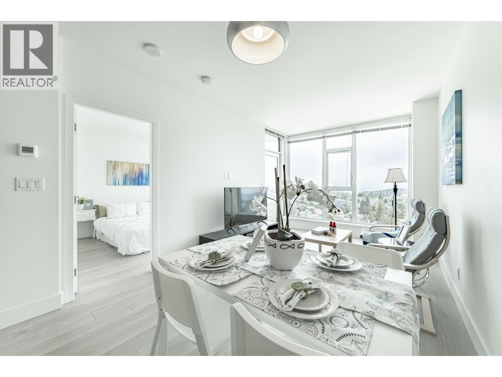 1806 7388 Kingsway, Burnaby, British Columbia  V3N 0G9 - Photo 4 - R3135162