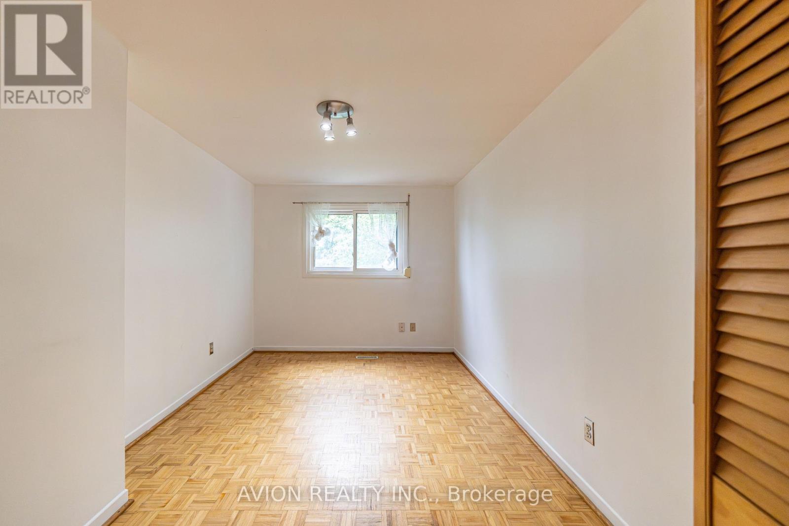 241 Weldrick Road W, Richmond Hill (North Richvale), Ontario  L4C 5J2 - Photo 24 - N13435242