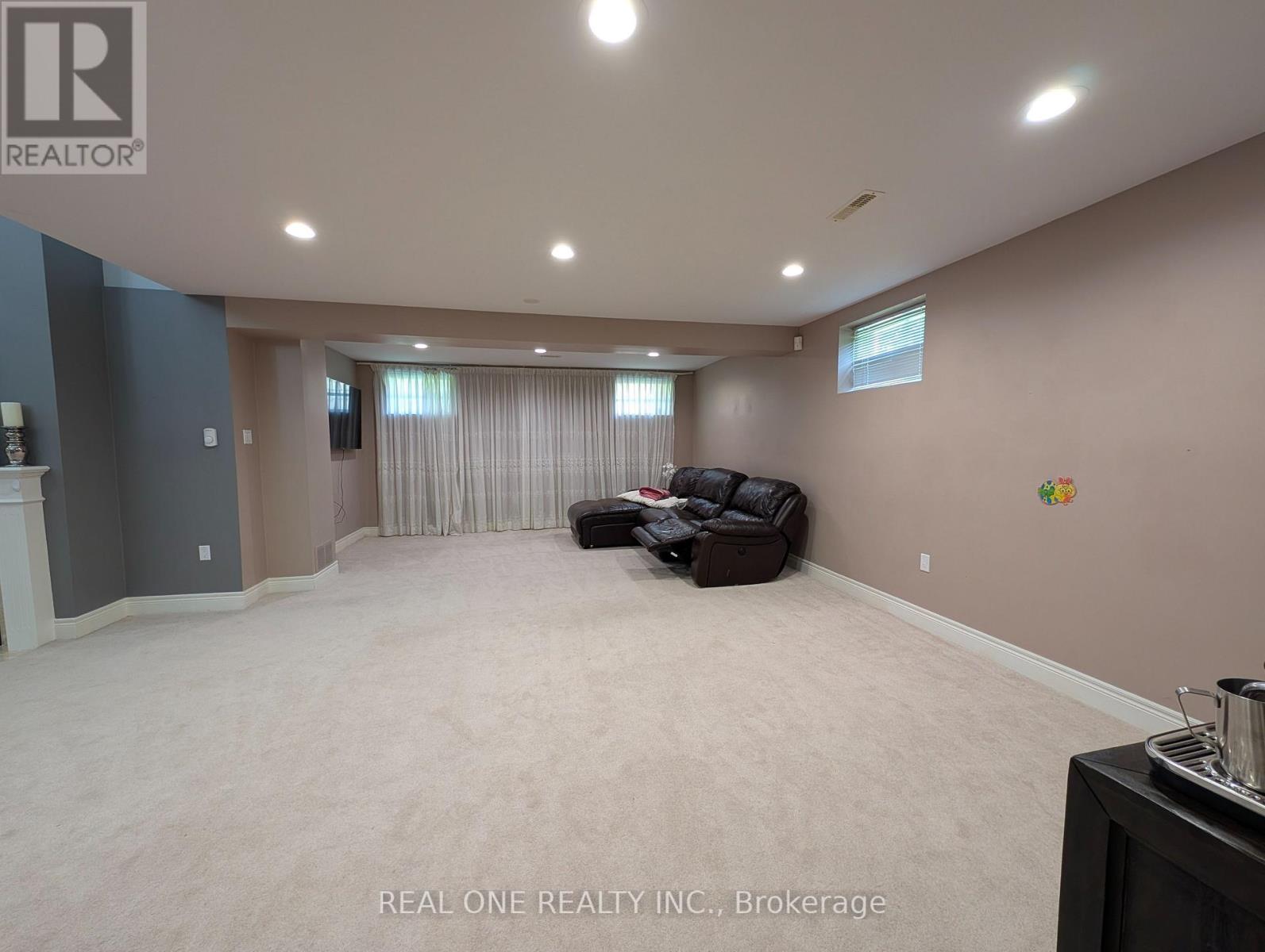 162 Golden Meadow Road N, Barrie, Ontario  L4N 8P2 - Photo 18 - S13423696