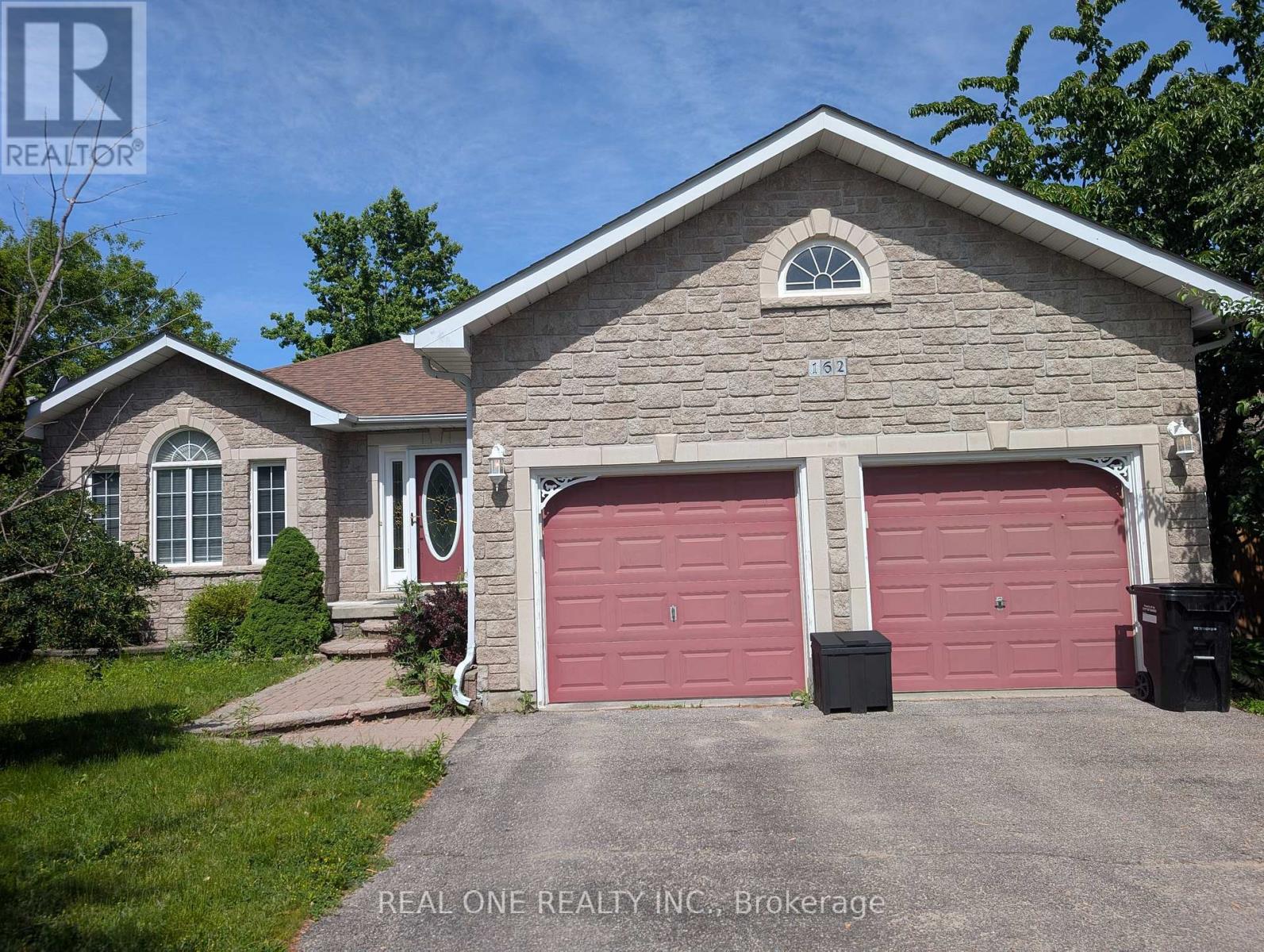 162 GOLDEN MEADOW ROAD N, Barrie, Ontario
