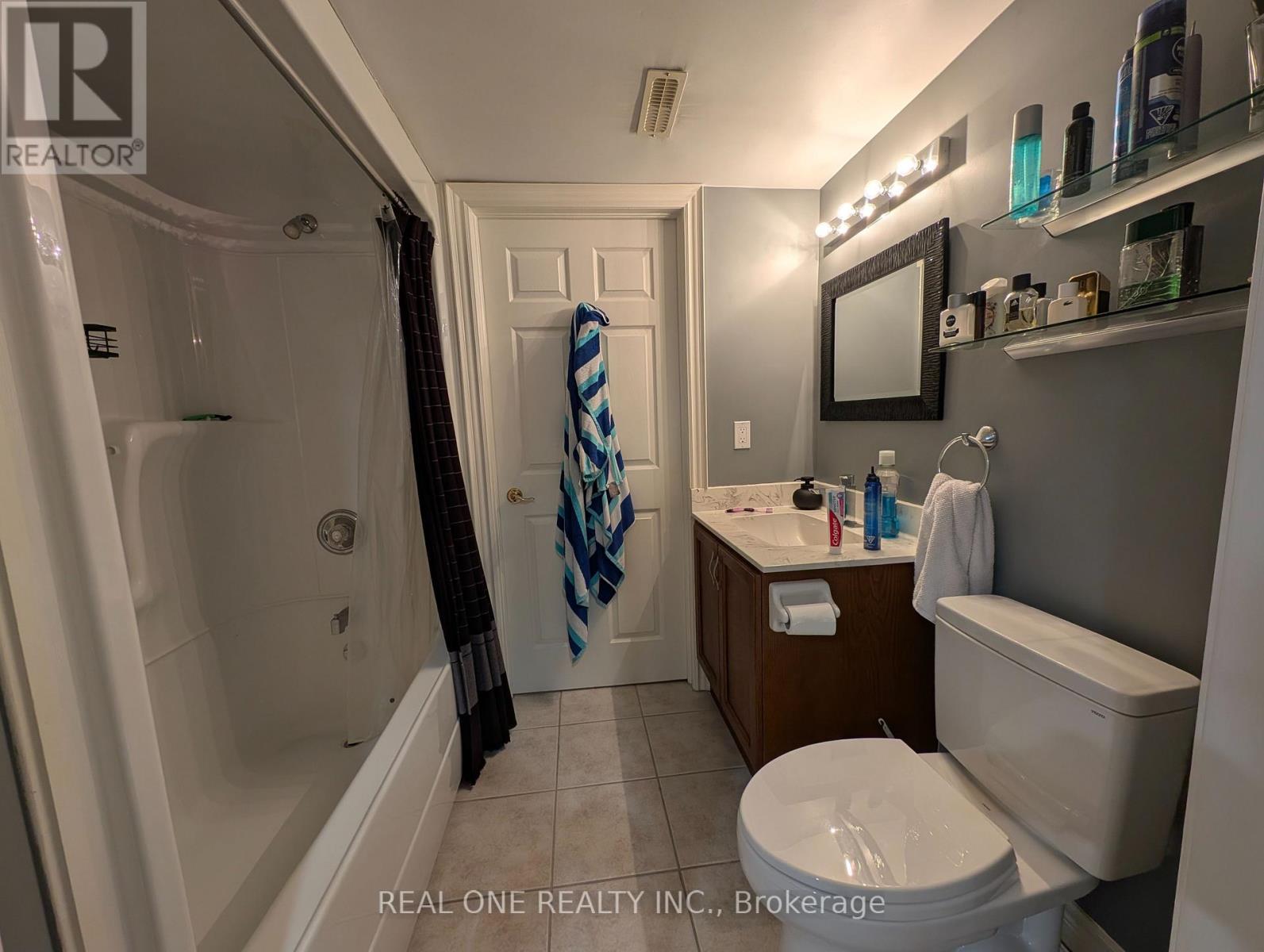 162 Golden Meadow Road N, Barrie, Ontario  L4N 8P2 - Photo 16 - S13423696