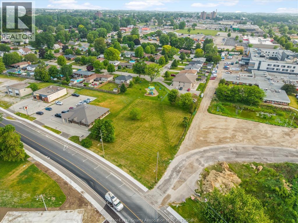 21 Robson Road, Leamington, Ontario N8H 2M8 - Photo 7 - 26013524