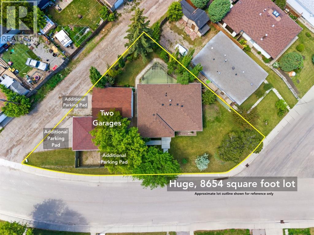 3243 Dover Crescent Se, Calgary, Alberta  T2B 2E6 - Photo 2 - A2319400