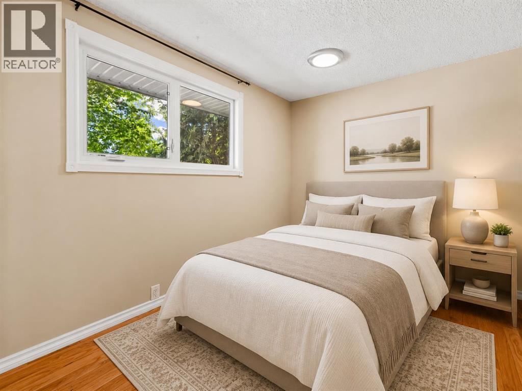 3243 Dover Crescent Se, Calgary, Alberta  T2B 2E6 - Photo 16 - A2319400