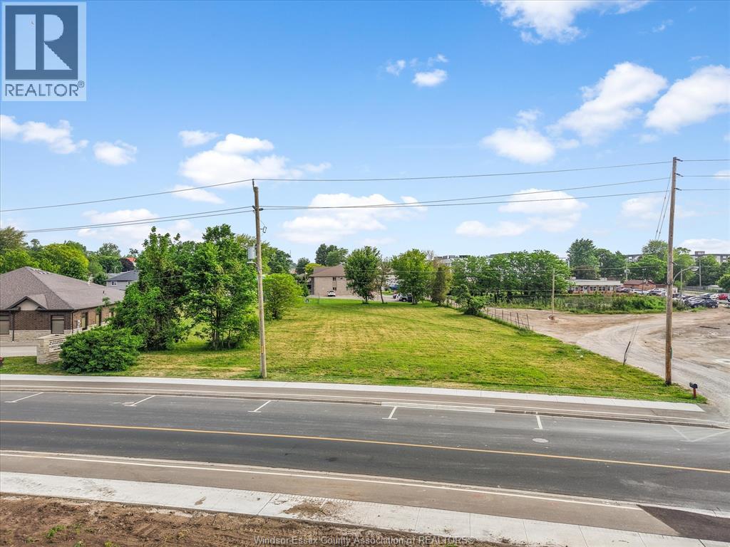 21 Robson Road, Leamington, Ontario  N8H 2M8 - Photo 5 - 26013520