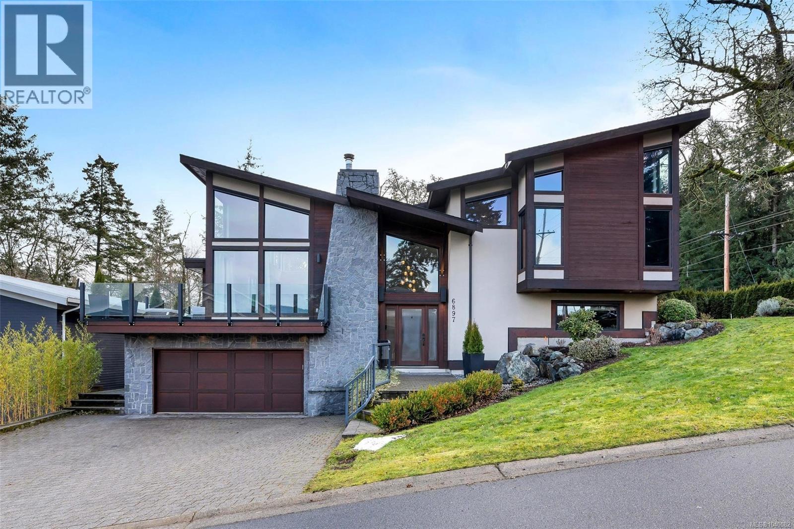 6897 McKenna Crt, Central Saanich, British Columbia