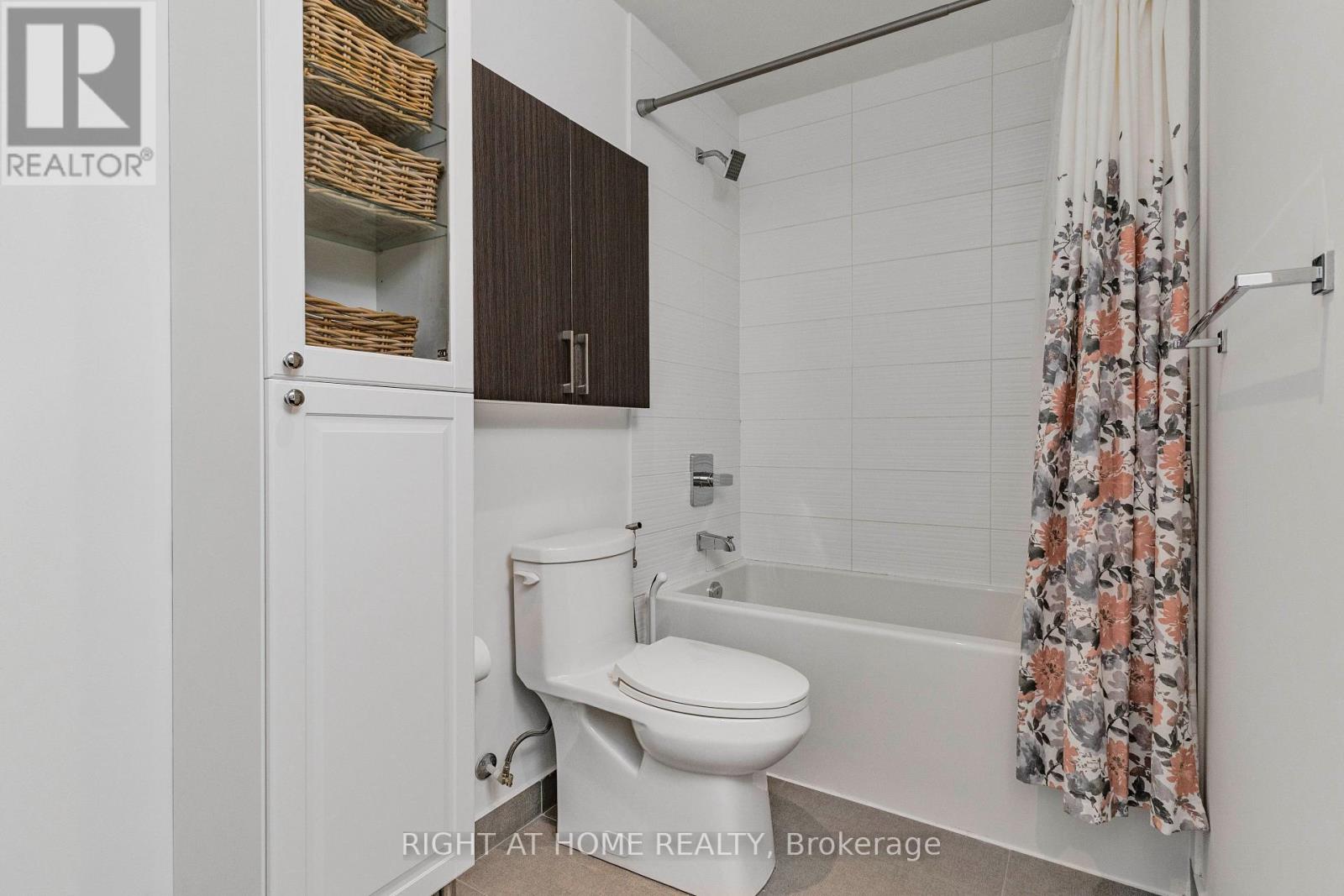 633 - 591 Sheppard Avenue E, Toronto, Ontario M2K 0G2 - Photo 11 - C13022552