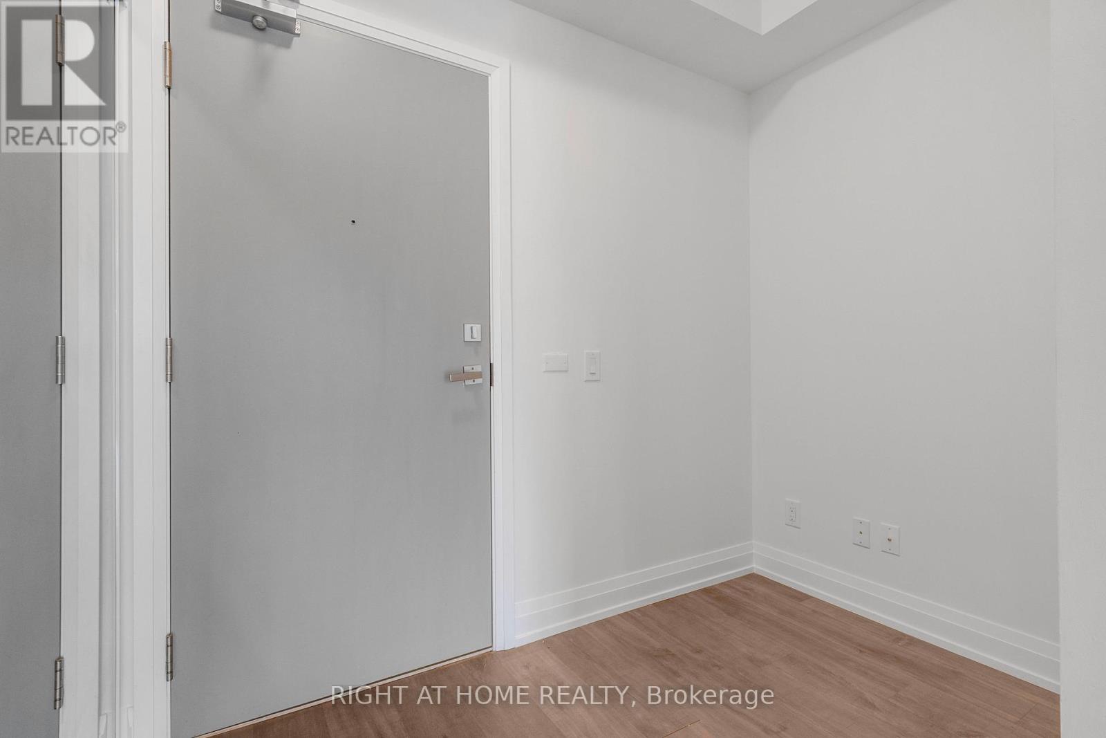 633 - 591 Sheppard Avenue E, Toronto, Ontario M2K 0G2 - Photo 9 - C13022552