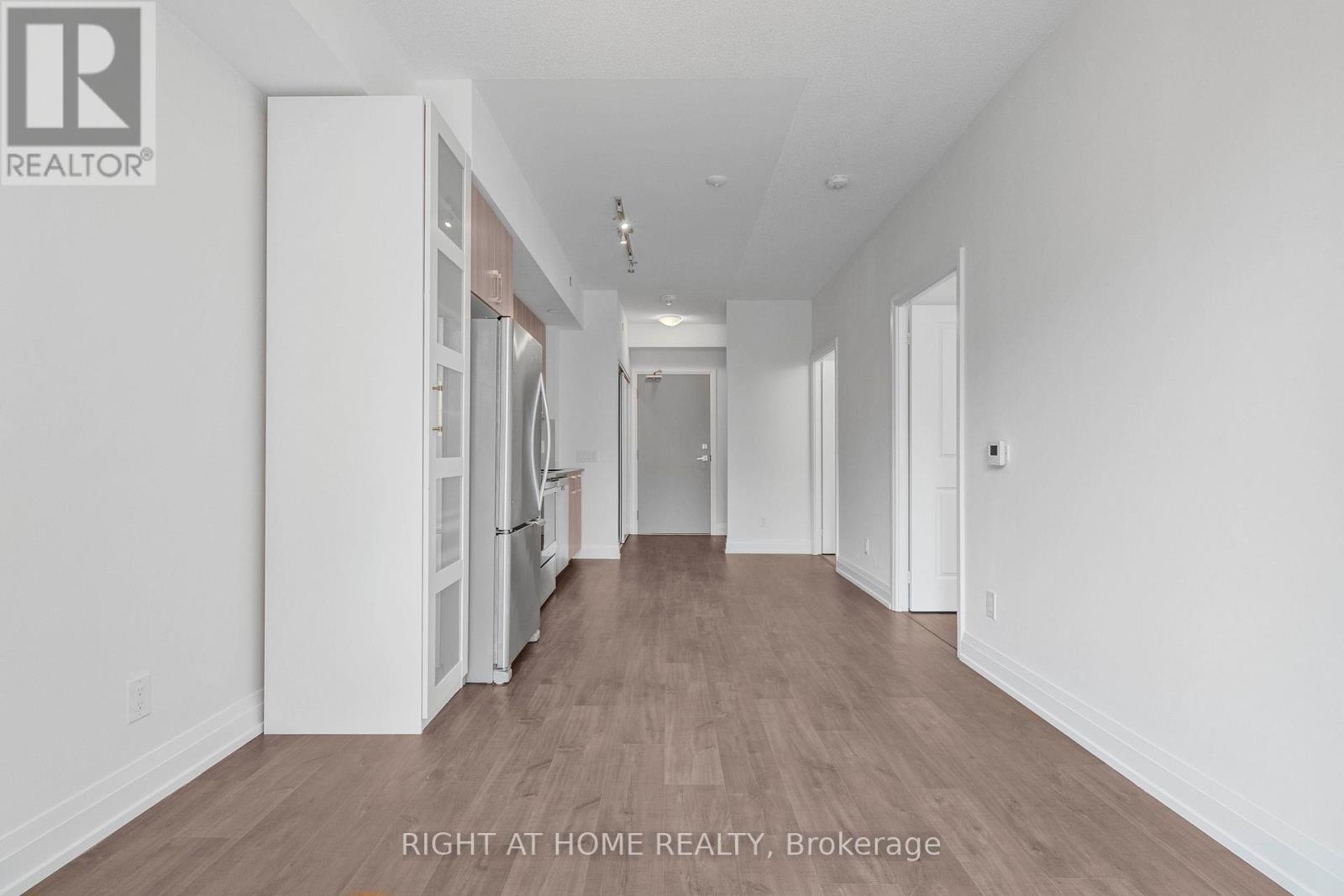 633 - 591 Sheppard Avenue E, Toronto, Ontario M2K 0G2 - Photo 5 - C13022552