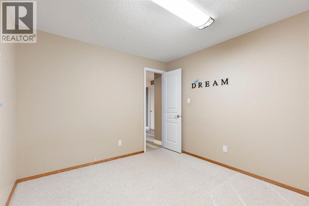 18 West Springs Gate Sw, Calgary, Alberta  T3H 4P5 - Photo 42 - A2309004