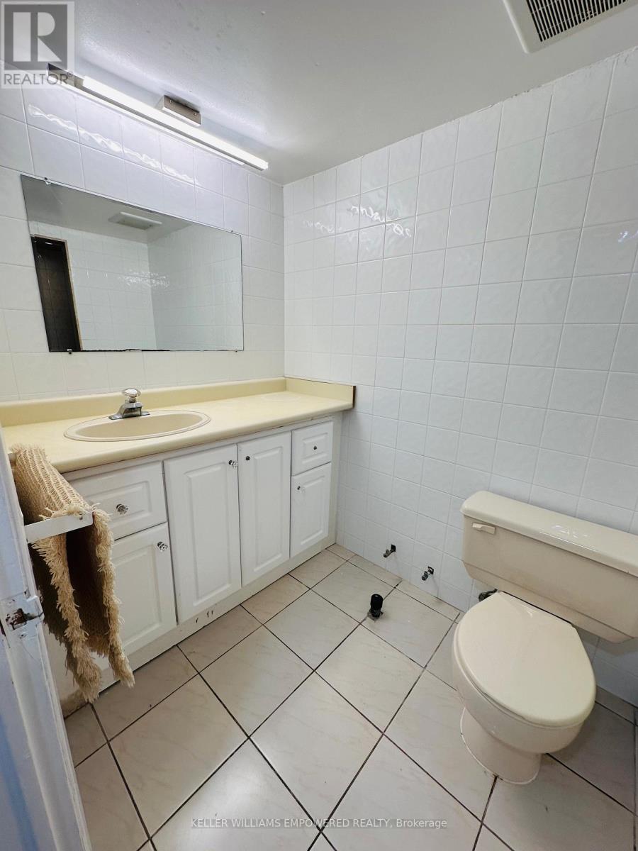 52 Endsleigh Crescent, Toronto, Ontario  M2J 3N6 - Photo 16 - C13164550
