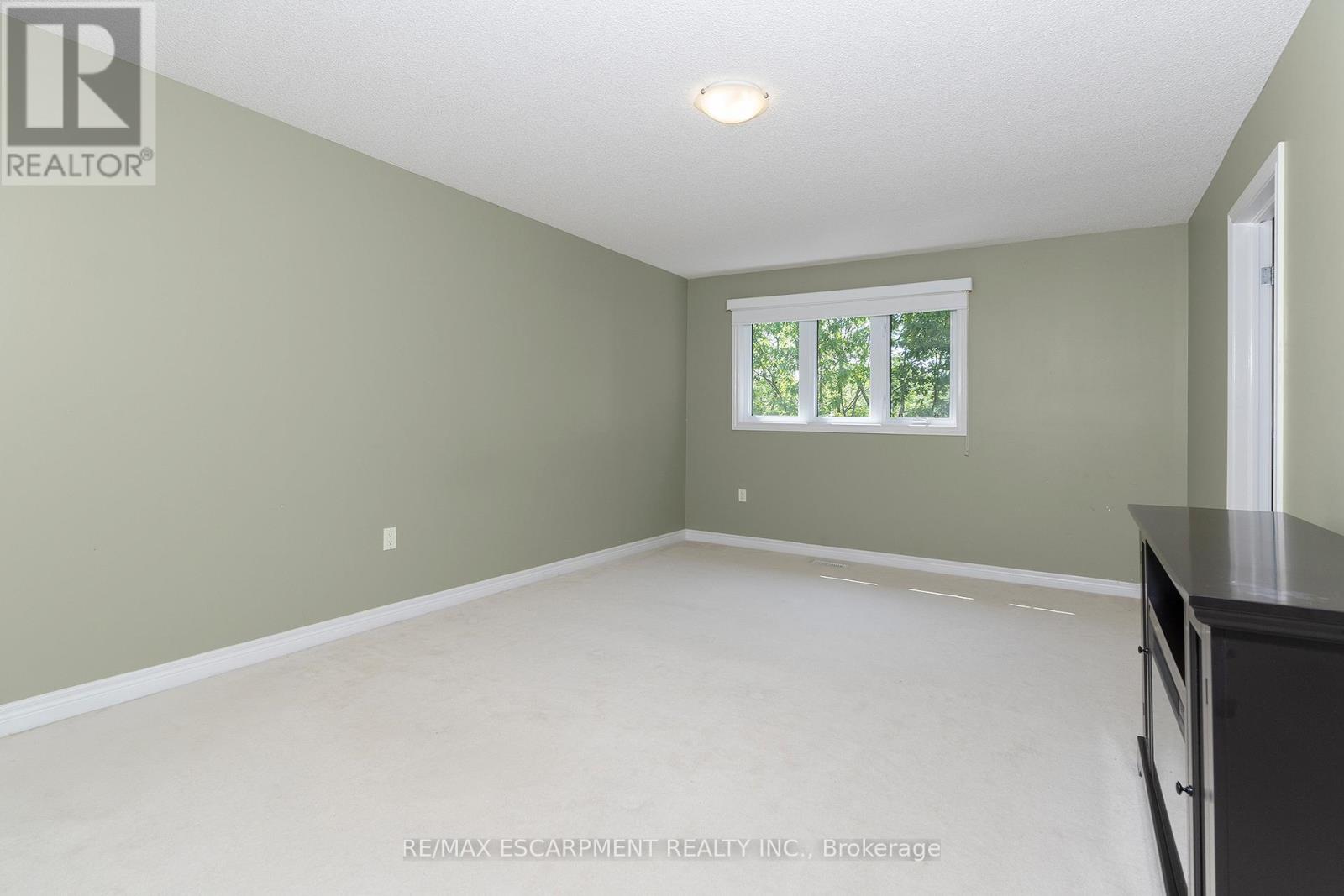 84 Myers Lane, Hamilton, Ontario  L9G 0A5 - Photo 12 - X13435312