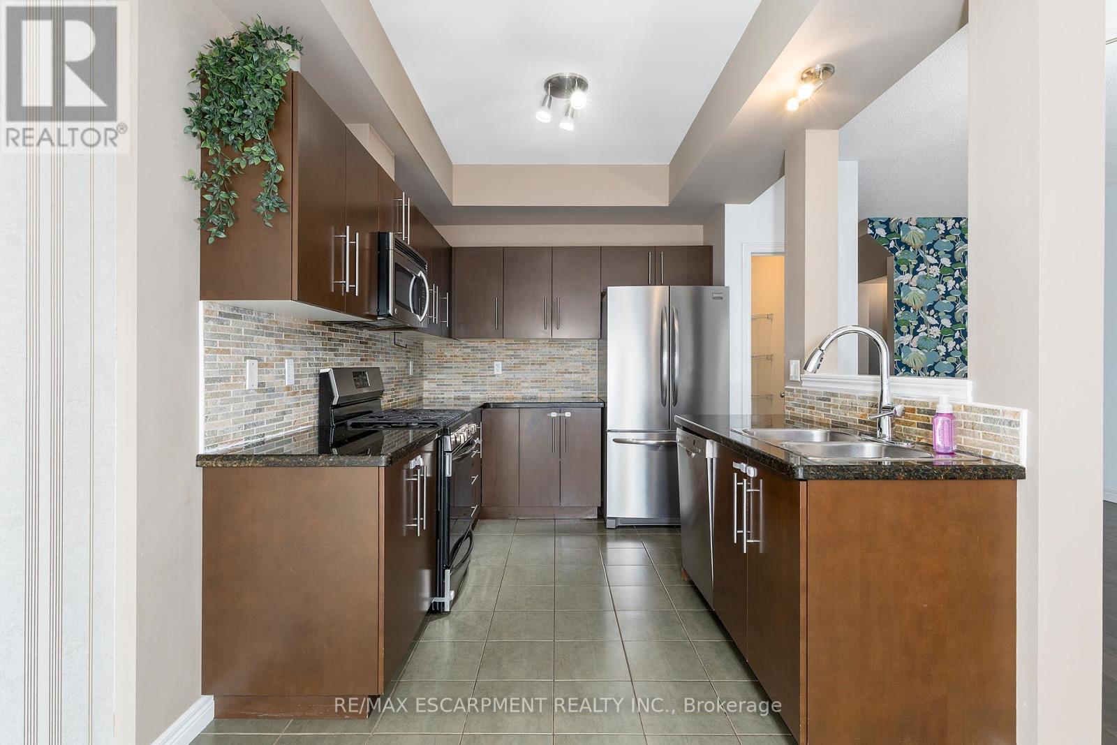 84 Myers Lane, Hamilton, Ontario  L9G 0A5 - Photo 7 - X13435312