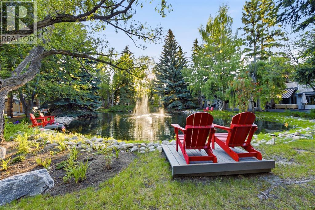 240, 4037 42 Street NW, Calgary, Alberta