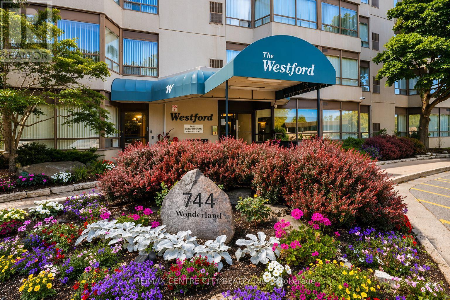 602 - 744 Wonderland Road S, London South, Ontario  N6K 4K3 - Photo 3 - X13435366