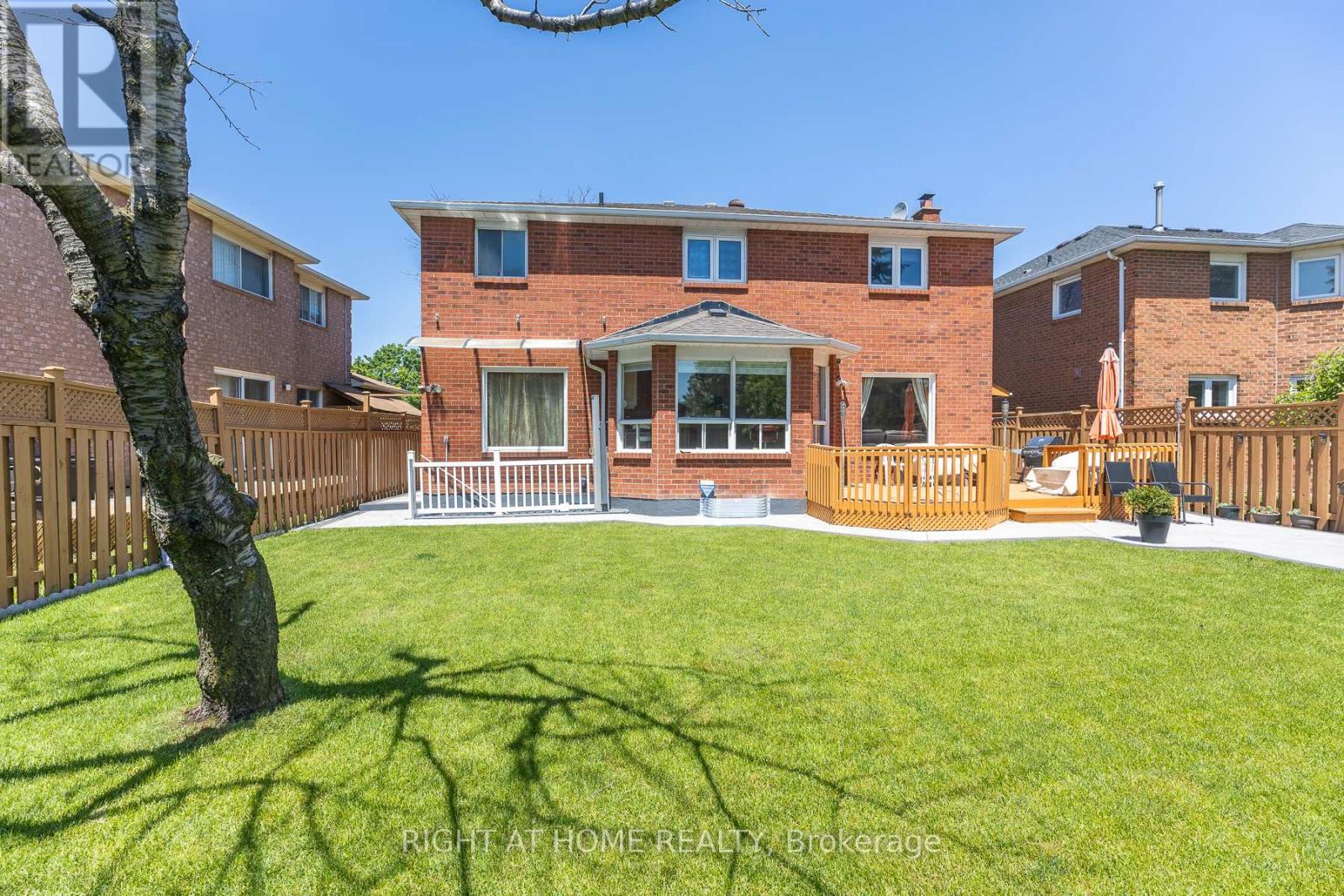 Basement-Unit Only - 378 Ceremonial Drive, Mississauga, Ontario L5R 2E3 - Photo 2 - W13435352