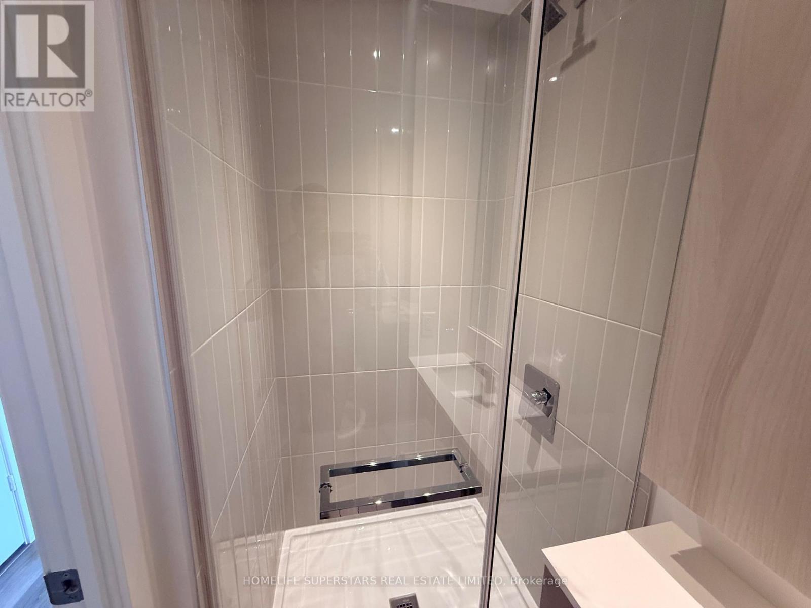 1401 - 3883 Quartz Road, Mississauga, Ontario  L5B 0M4 - Photo 3 - W13435382