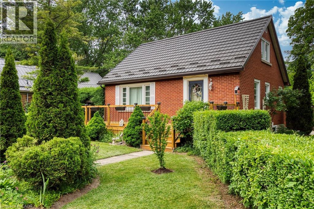 5 Brentwood Avenue, Kitchener, Ontario  N2H 2C4 - Photo 2 - 40838199