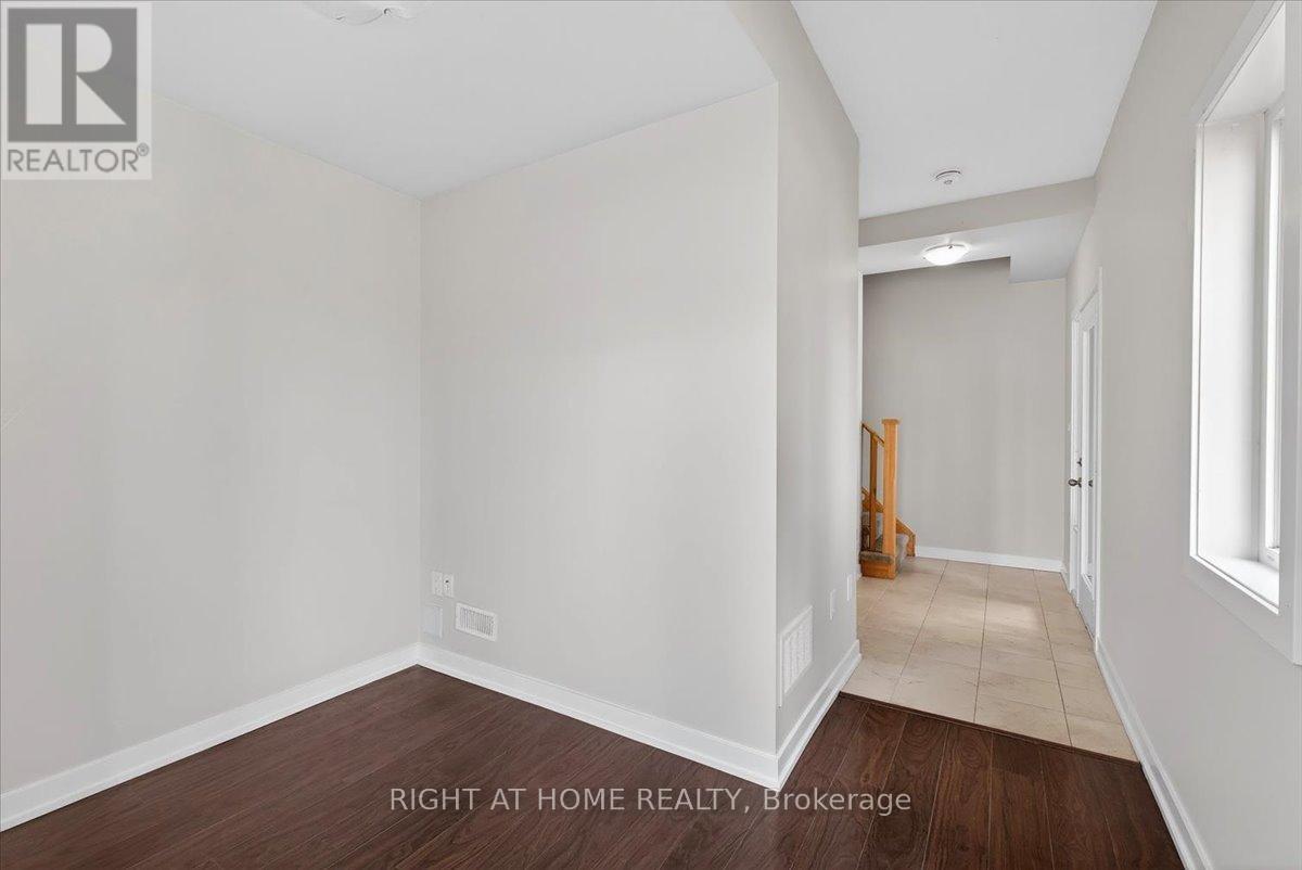 67 - 590 North Service Road, Hamilton, Ontario  L8E 0K5 - Photo 11 - X13435362