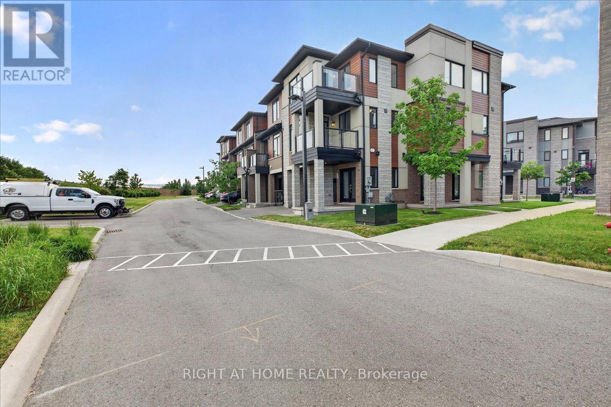 67 - 590 North Service Road, Hamilton, Ontario  L8E 0K5 - Photo 5 - X13435362