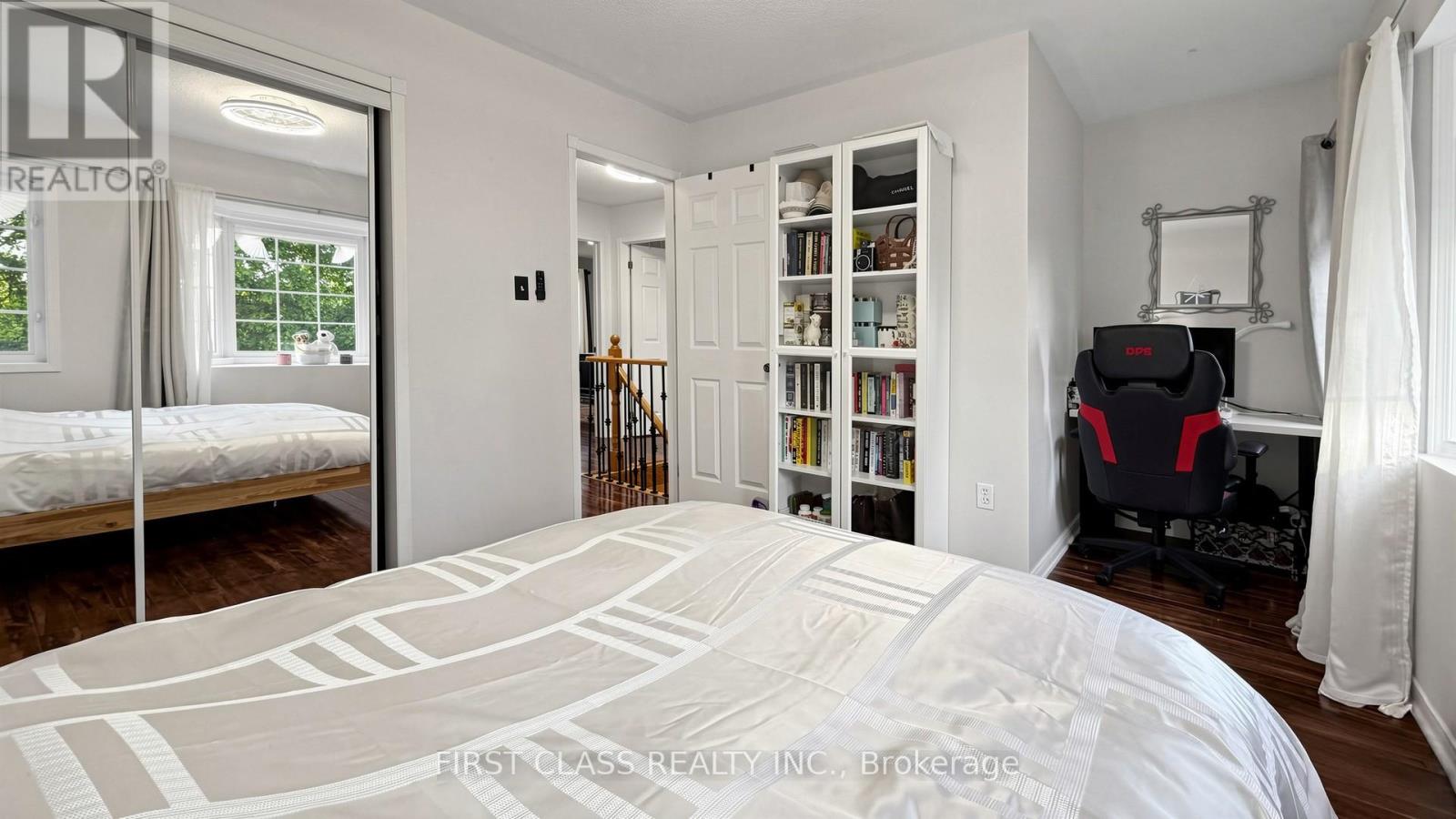 2407 East Gate Crescent, Oakville, Ontario  L6H 6L1 - Photo 38 - W13429352
