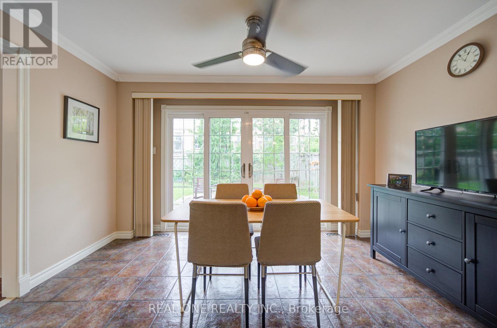 5708 Greensboro Drive, Mississauga, Ontario L5M 5T7 - Photo 18 - W13433624