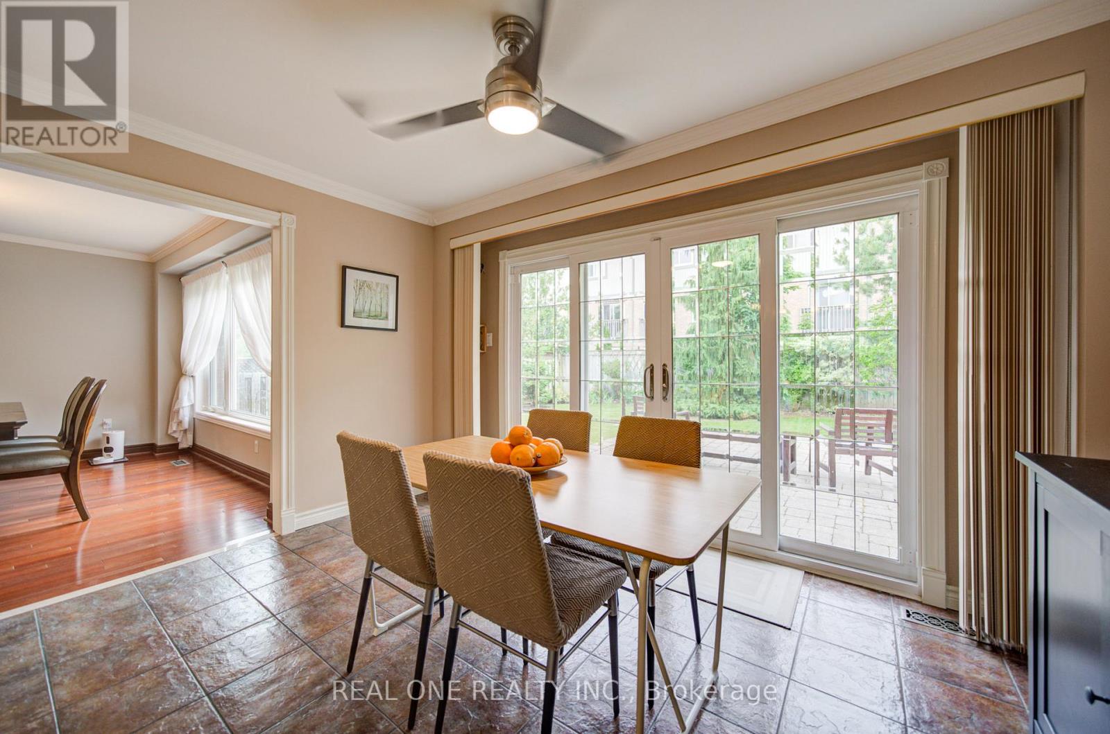 5708 Greensboro Drive, Mississauga, Ontario L5M 5T7 - Photo 19 - W13433624