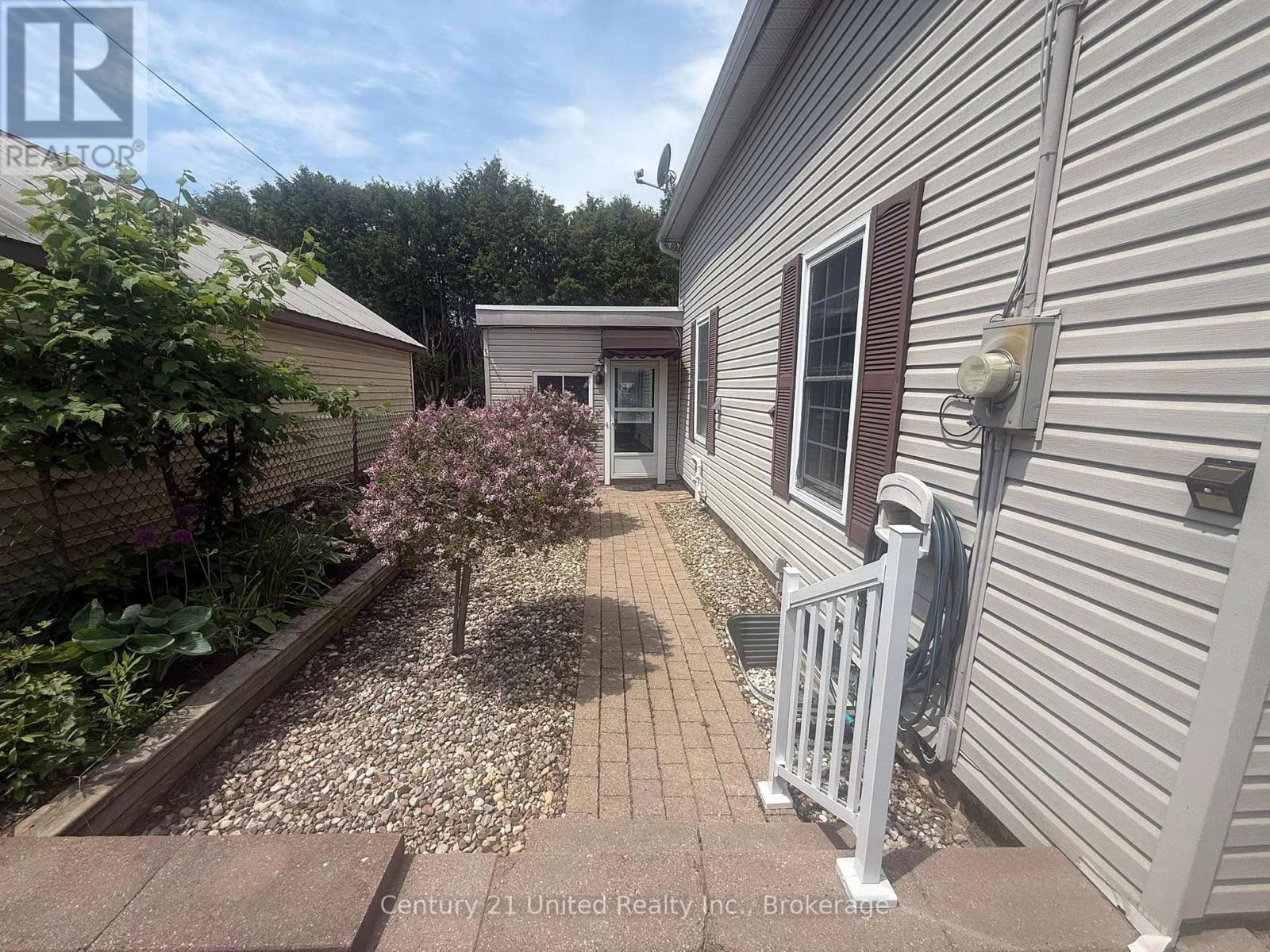 2 - 249 MARGARET STREET, Cobourg, Ontario