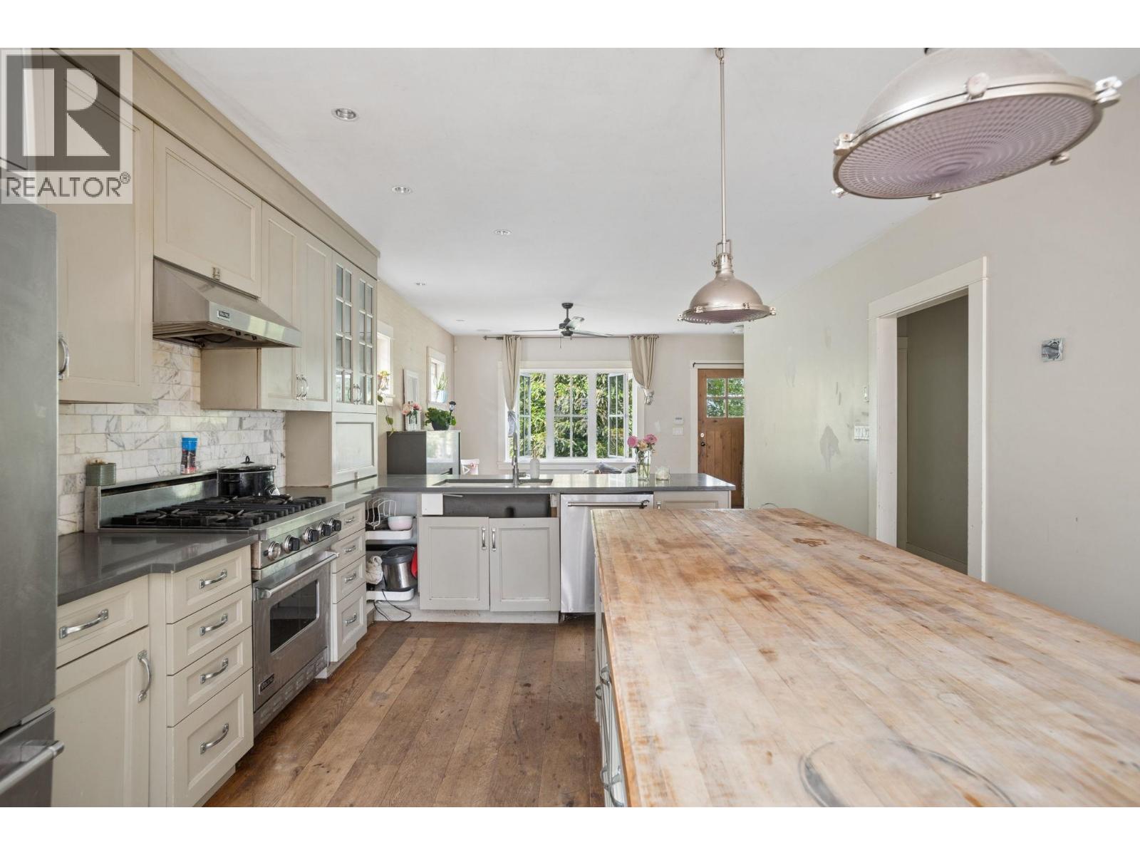 2252 Venables Street, Vancouver, British Columbia  V5L 2J6 - Photo 8 - R3134936