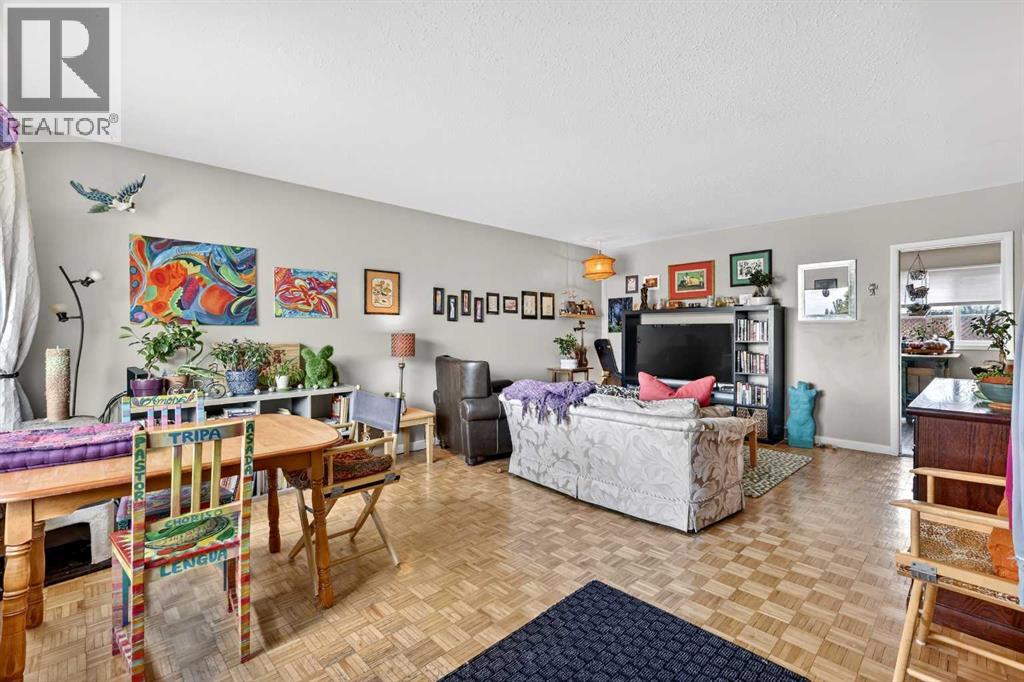 301 46 Avenue SW, Calgary, Alberta  T2S 1B5 - Photo 5 - A2317240